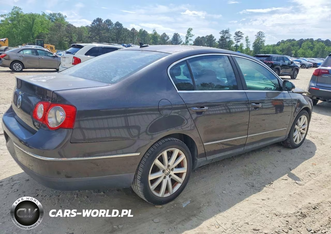 2007 Volkswagen Passat 2.0T Luxury Leather VIN:WVWEK73C67P082431 - 3