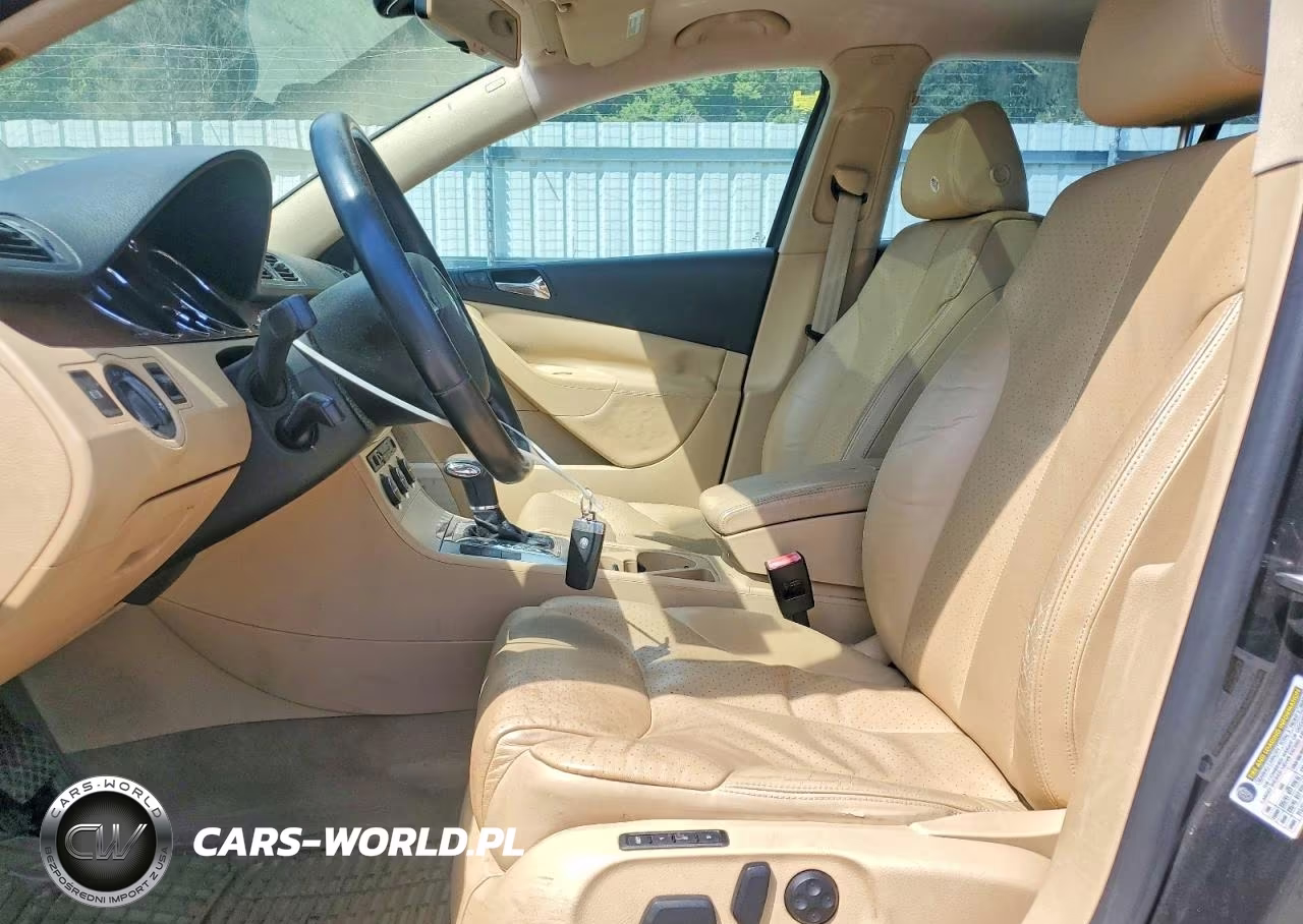 2007 Volkswagen Passat 2.0T Luxury Leather VIN:WVWEK73C67P082431 - 7