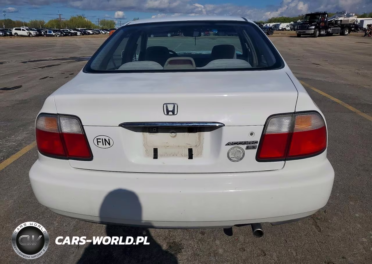 1996 Honda Accord Lx VIN:1HGCD5636TA213681 - 6