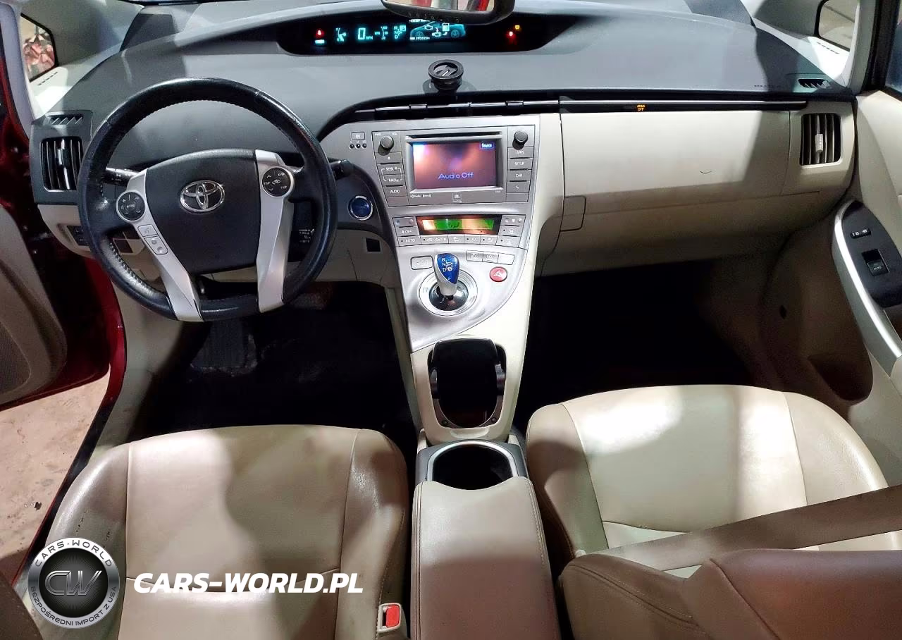 2015 Toyota Prius Four VIN:JTDKN3DU4F0395463 - 8