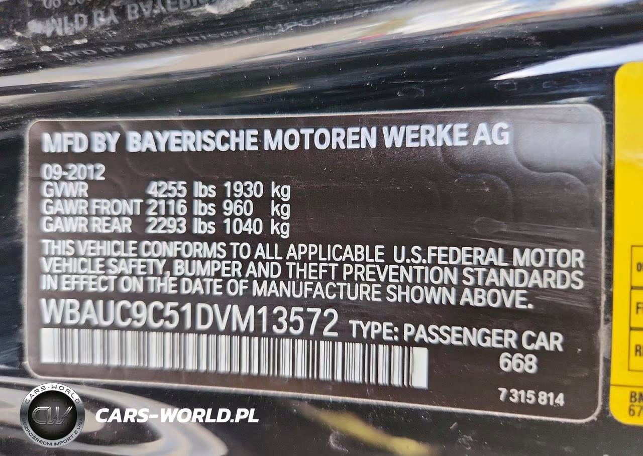 2013 BMW 135 I VIN:WBAUC9C51DVM13572 - 12