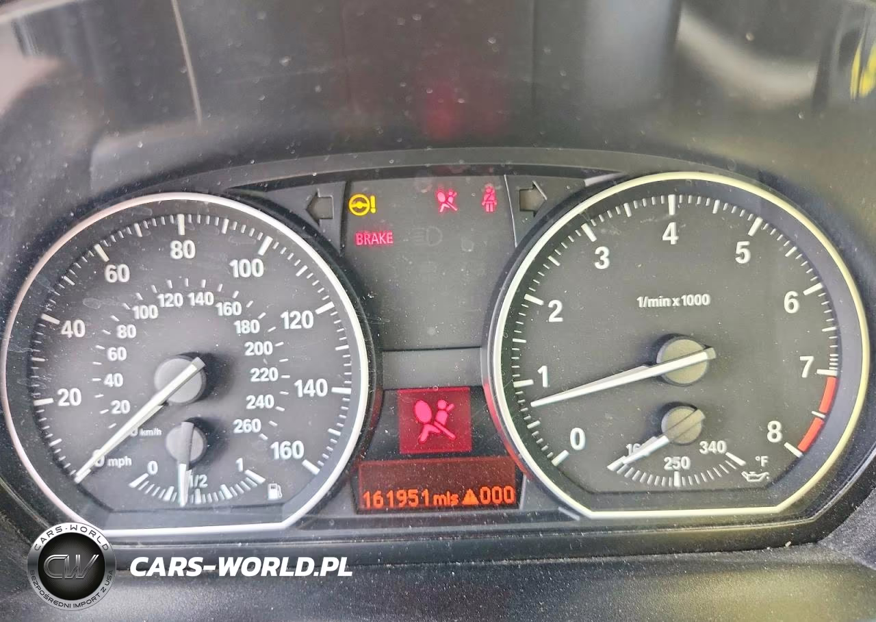 2013 BMW 135 I VIN:WBAUC9C51DVM13572 - 9