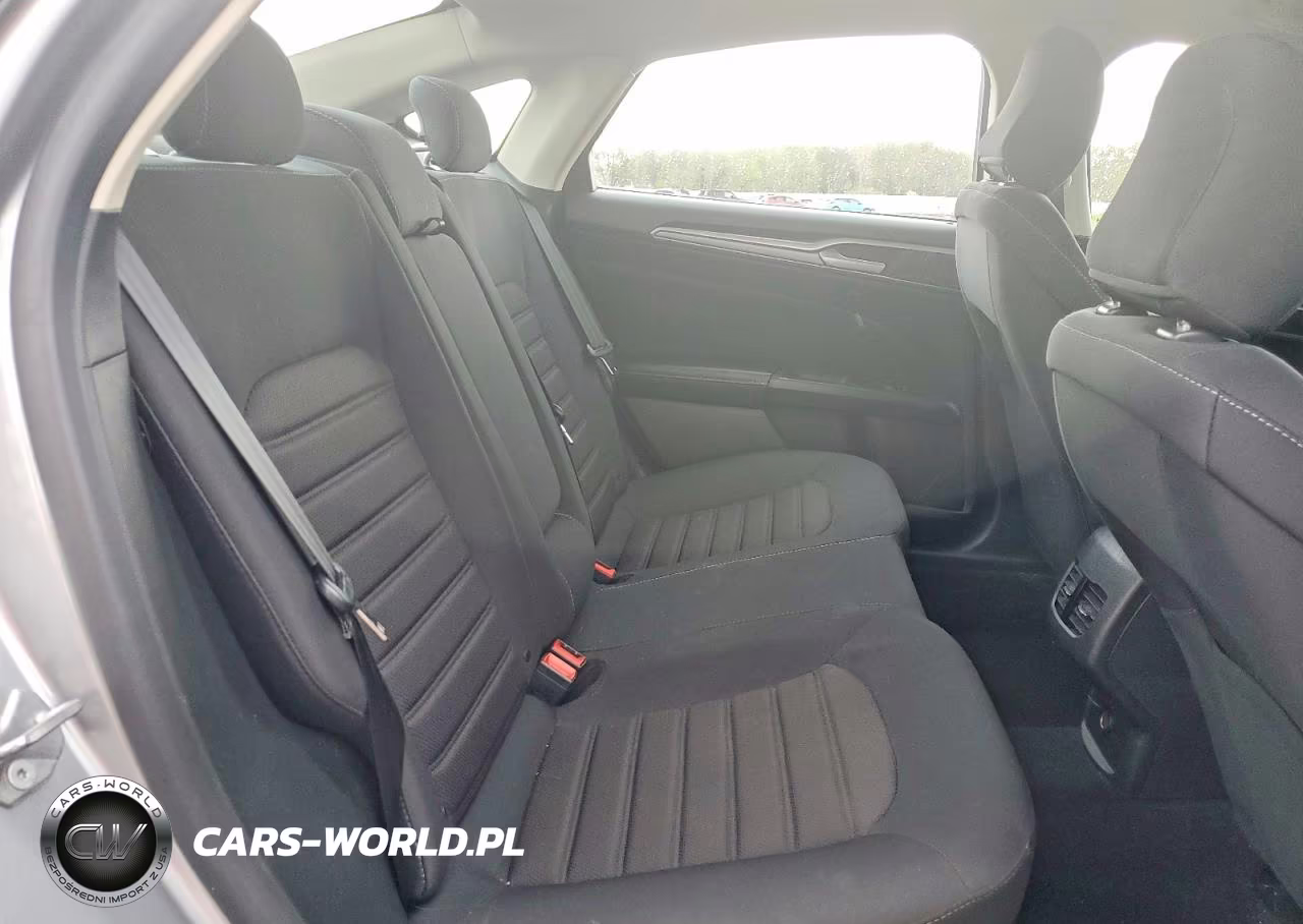 2020 Ford Fusion Se VIN:3FA6P0HD5LR185976 - 10