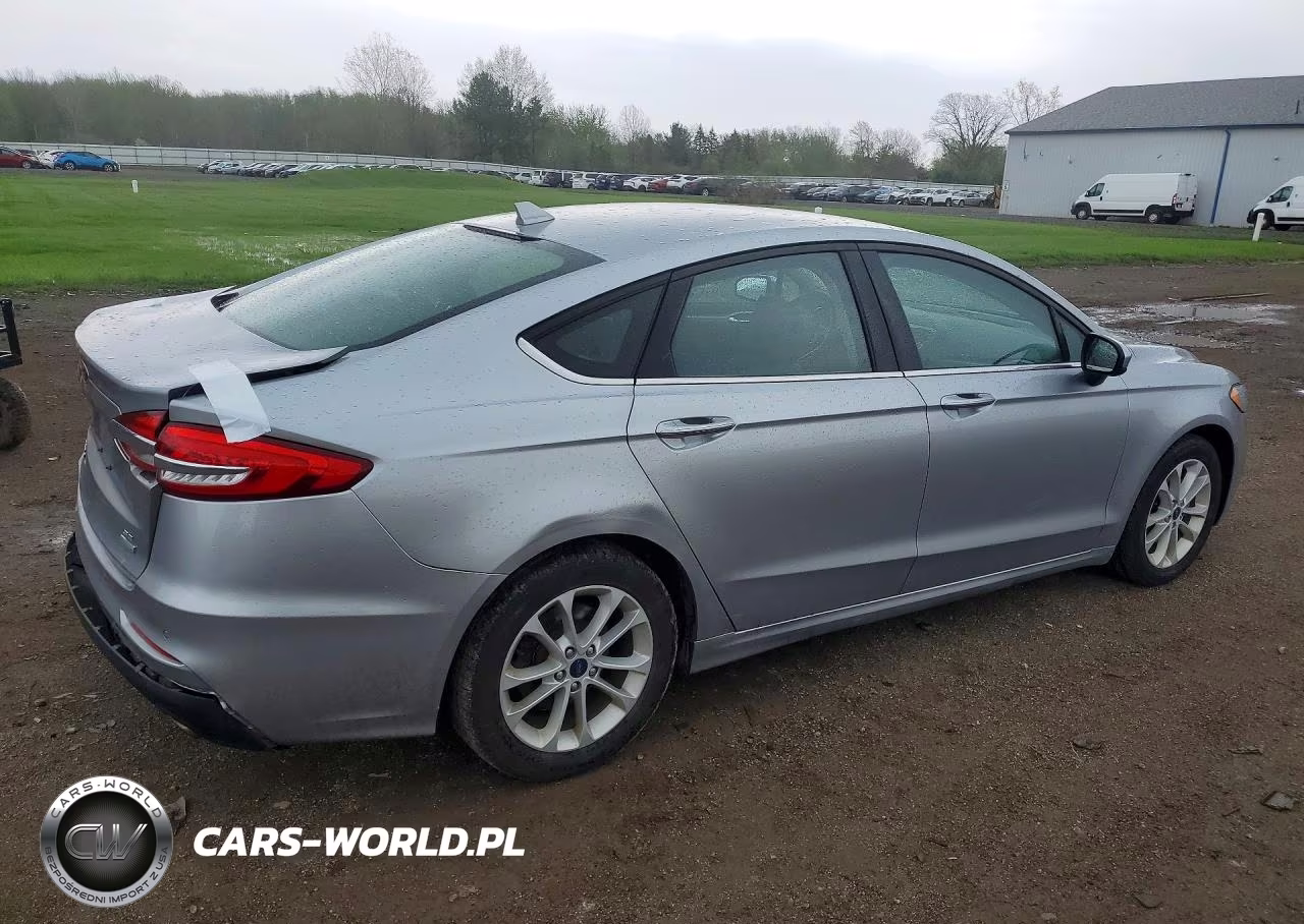 2020 Ford Fusion Se VIN:3FA6P0HD5LR185976 - 3