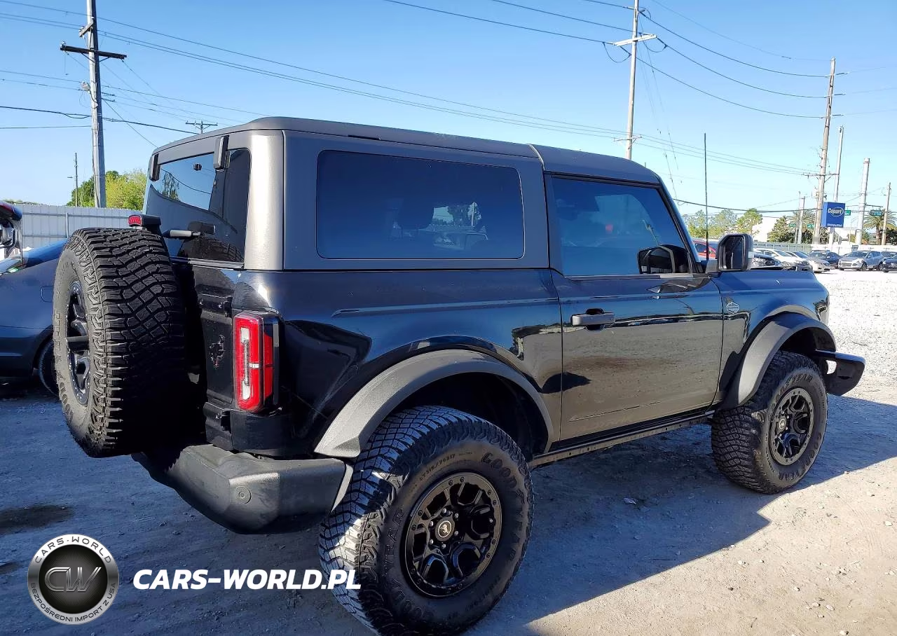 2023 Ford Bronco Base VIN:1FMDE5CP6PLA86346 - 3