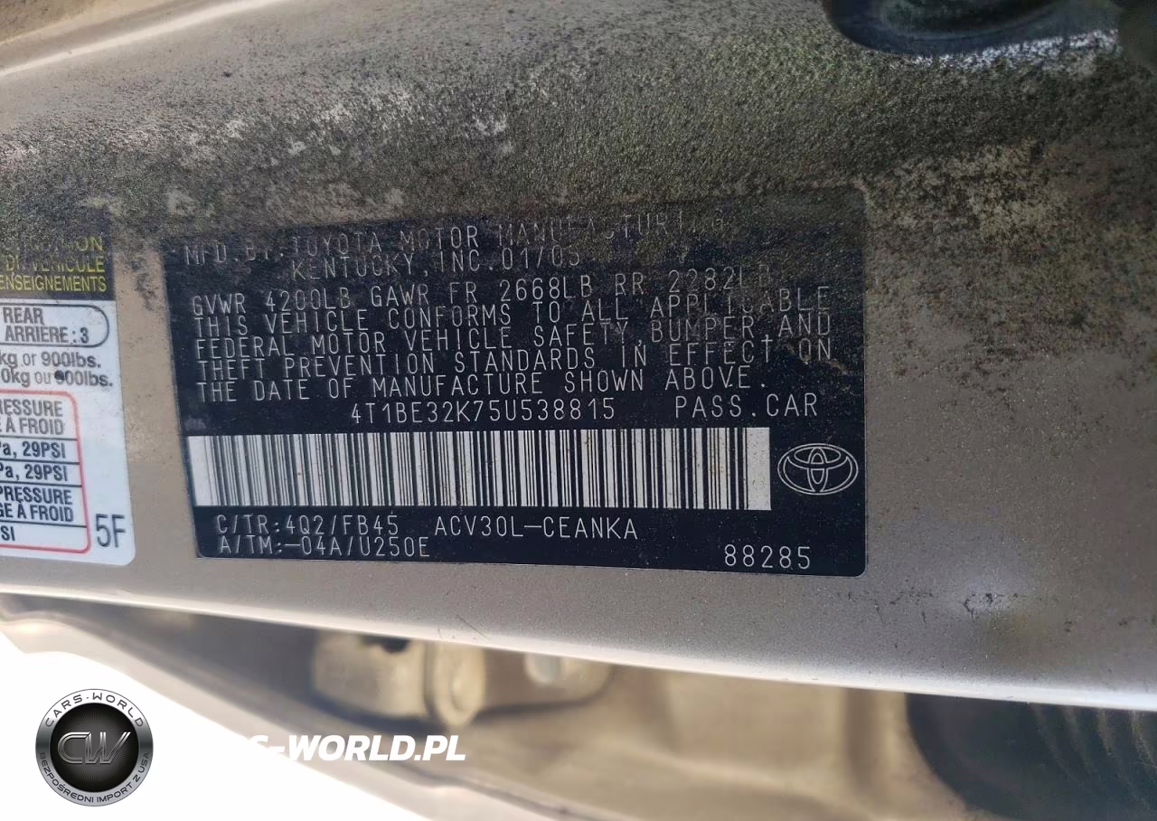 2005 Toyota Camry Le VIN:4T1BE32K75U538815 - 12
