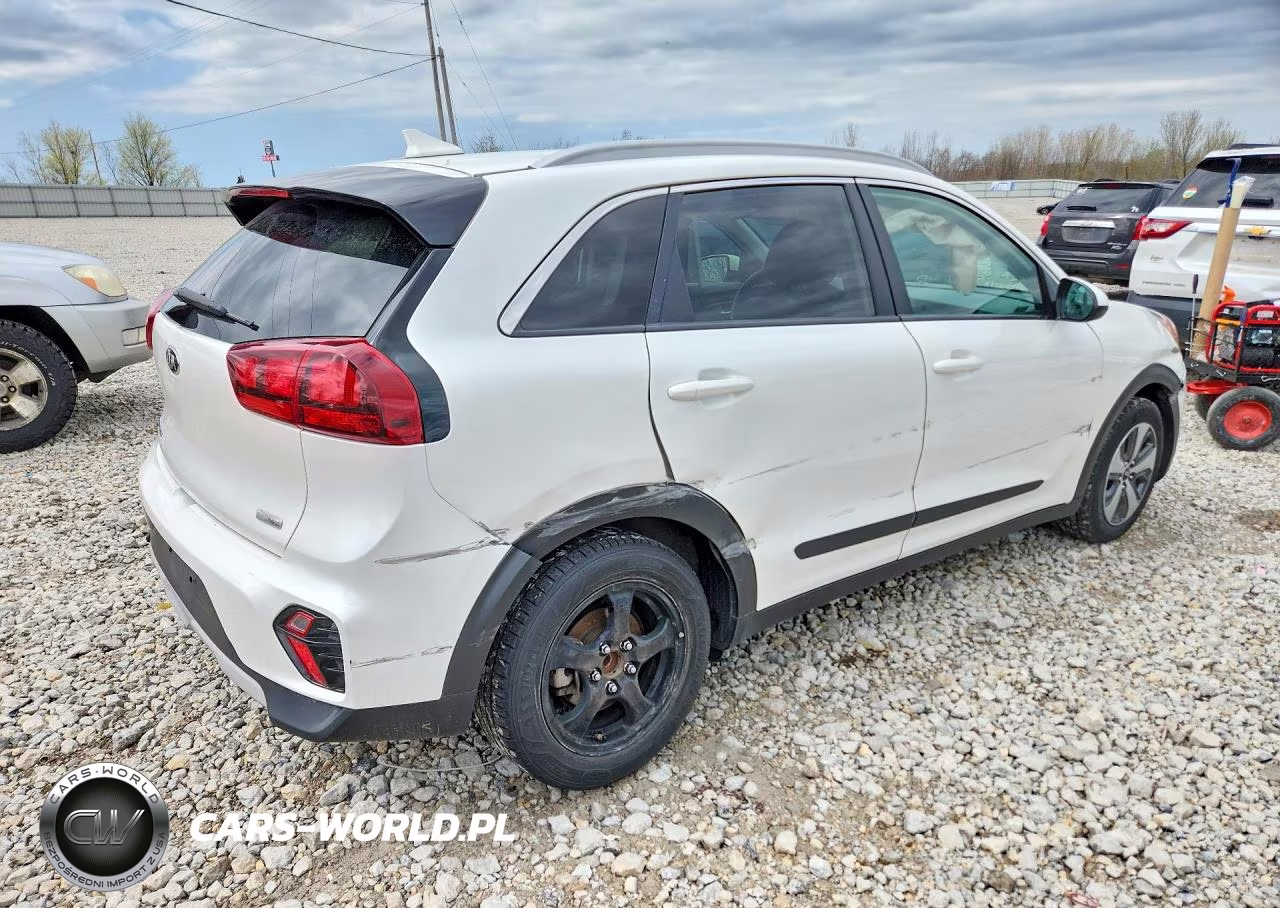 2020 Kia Niro Lx VIN:KNDCB3LC8L5424760 - 3