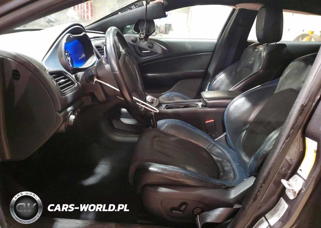 2015 Chrysler 200 S VIN:1C3CCCBB3FN527292 - 7