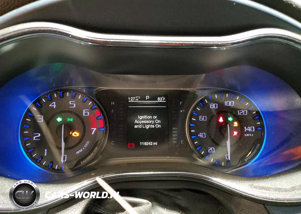 2015 Chrysler 200 S VIN:1C3CCCBB3FN527292 - 9