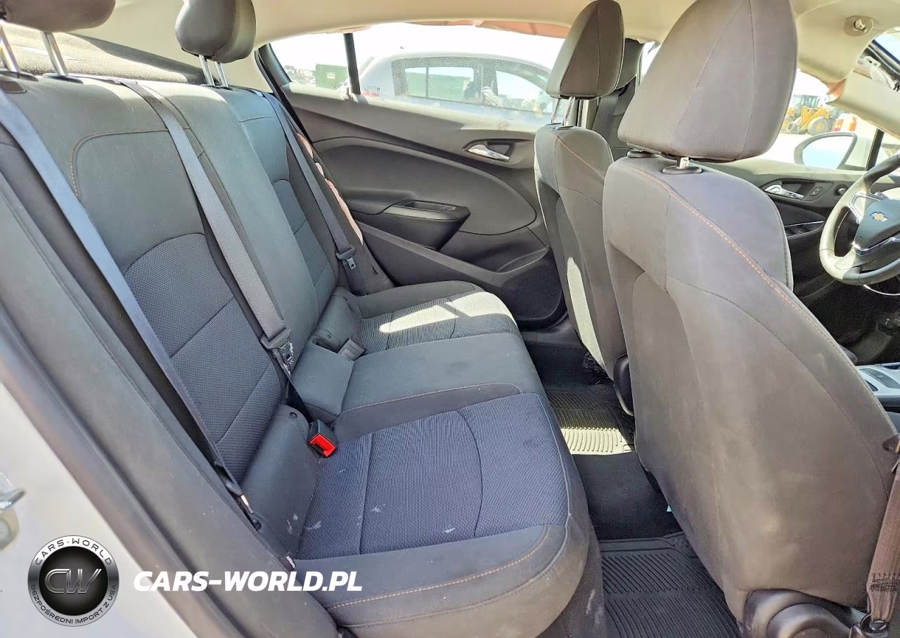 2018 Chevrolet Cruze Ls VIN:1G1BC5SM2J7243999 - 10