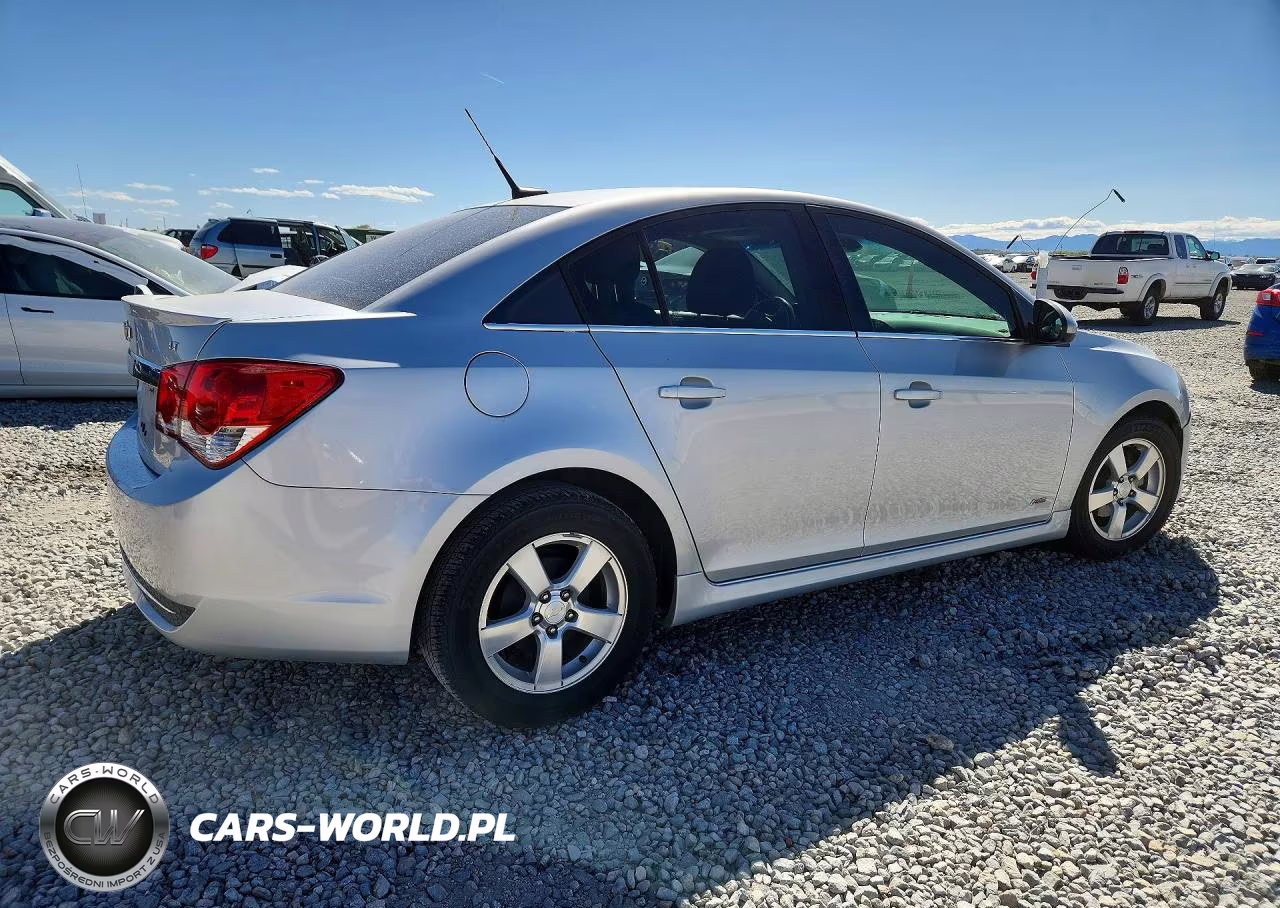 2014 Chevrolet Cruze Lt VIN:1G1PC5SB9E7167756 - 3