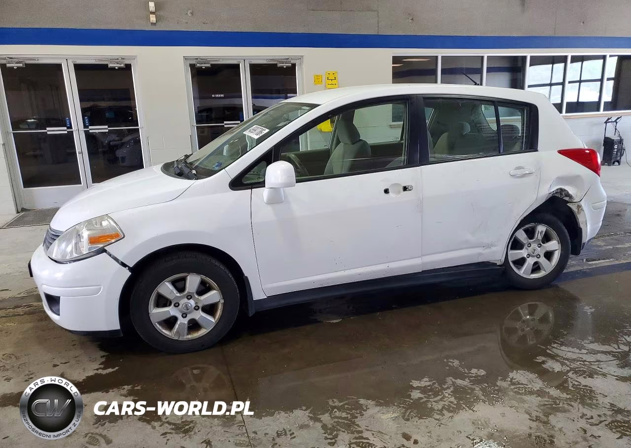 2009 Nissan Versa 1.8 S