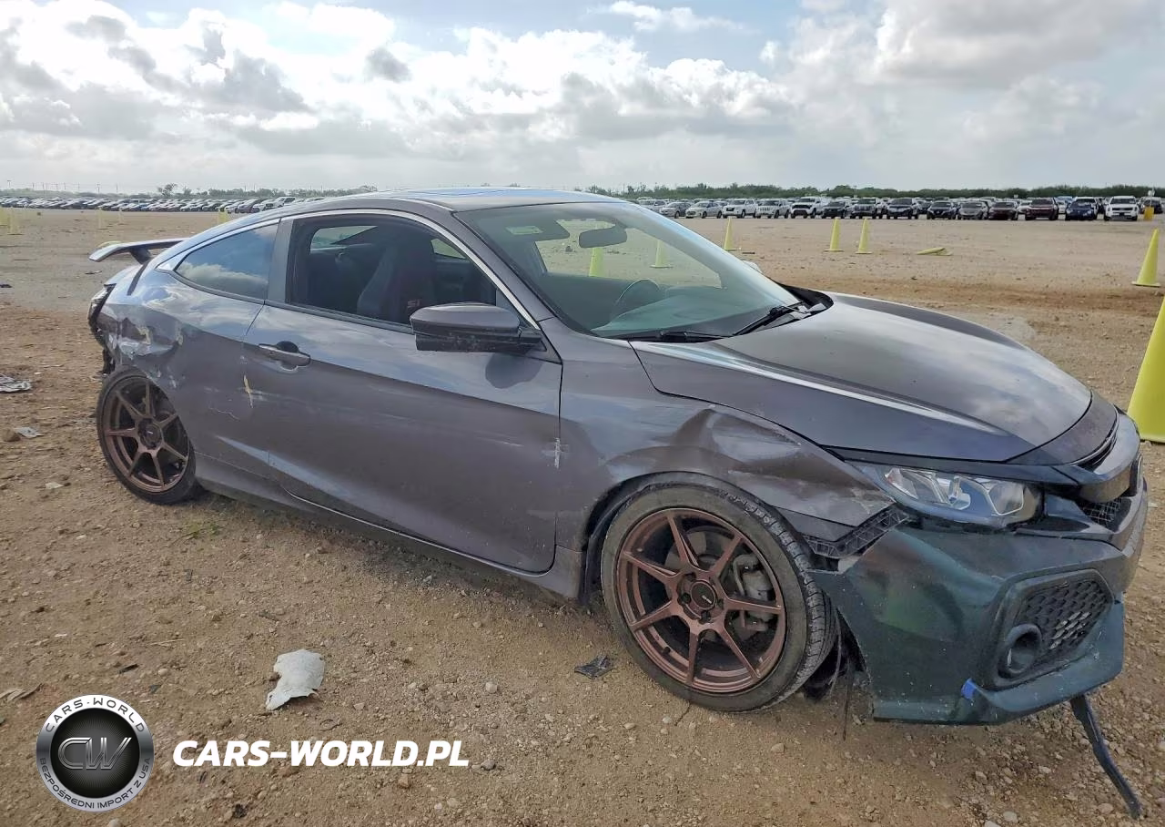 2017 Honda Civic Si VIN:2HGFC3A55HH750872 - 4