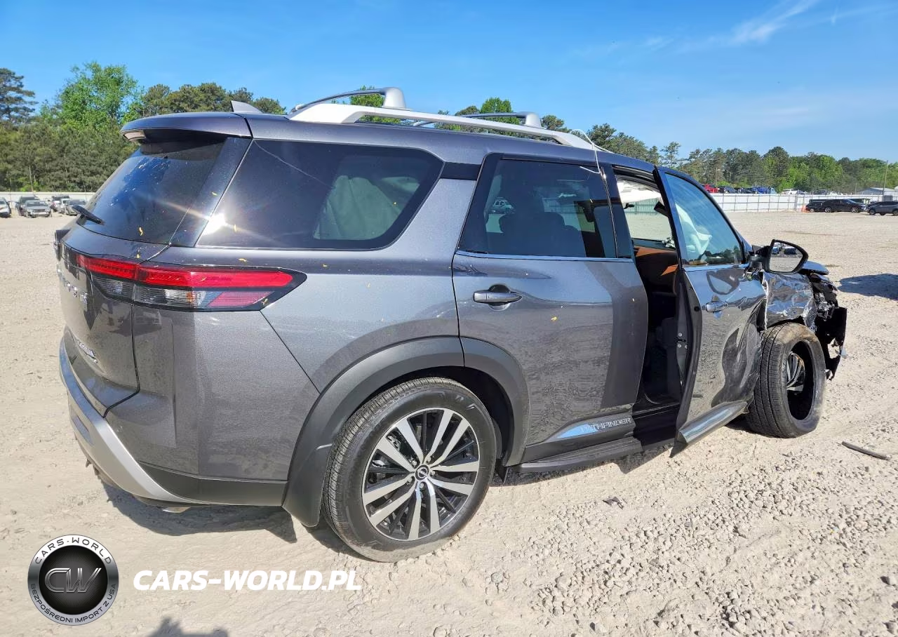 2025 Nissan Pathfinder Platinum VIN:5N1DR3DJ3SC301063 - 3