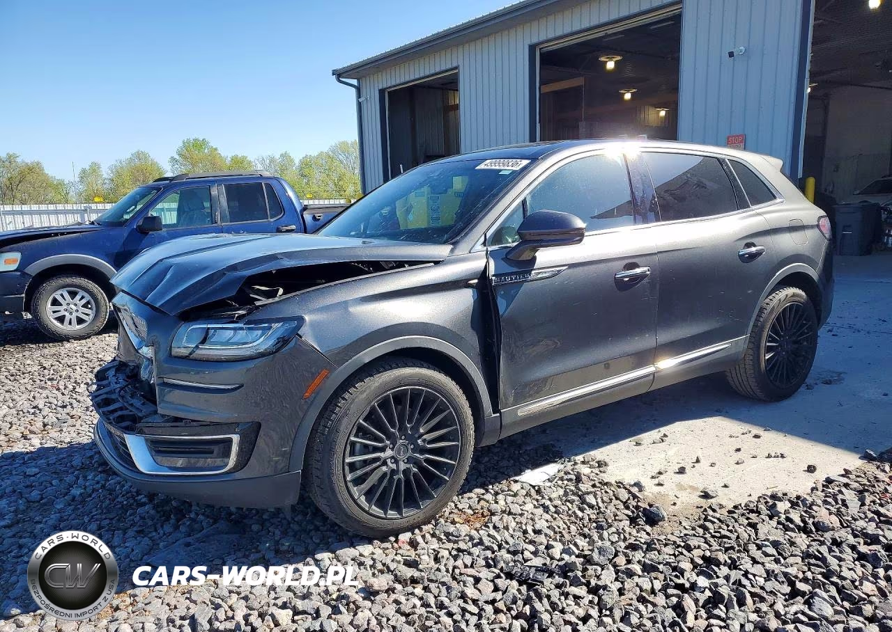 2019 Lincoln Nautilus Reserve