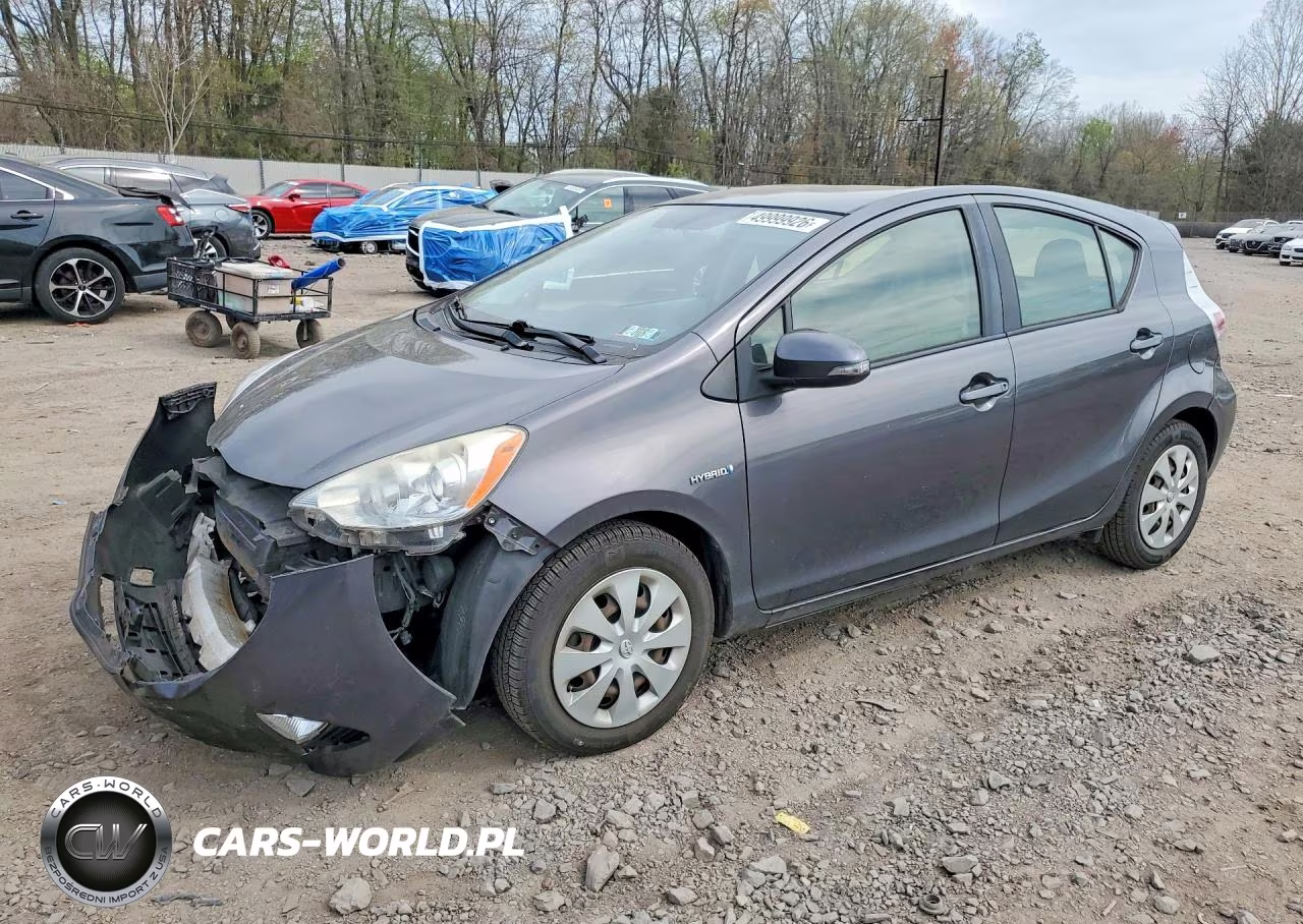 2013 Toyota Prius C One