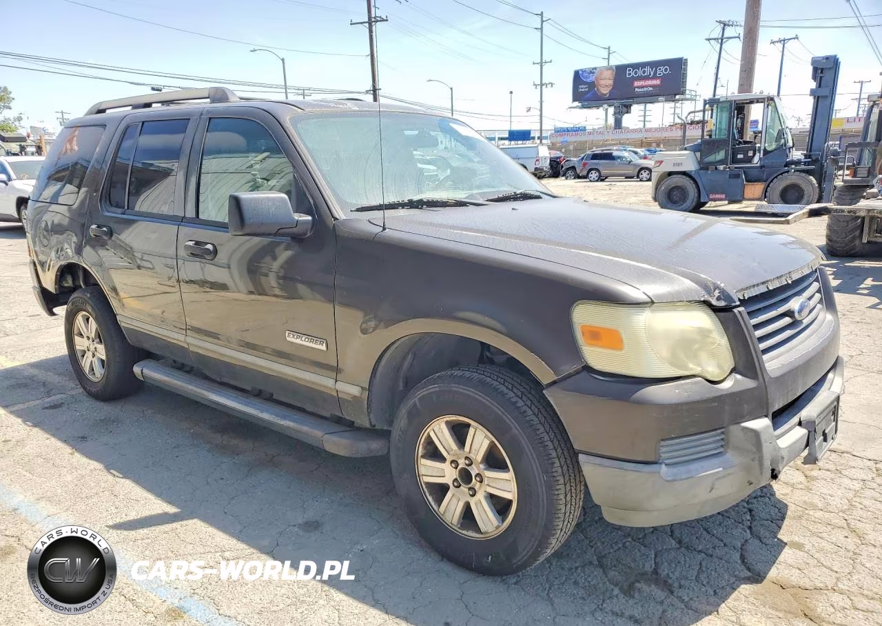 2006 Ford Explorer Xls VIN:1FMEU62E66ZA15964 - 4