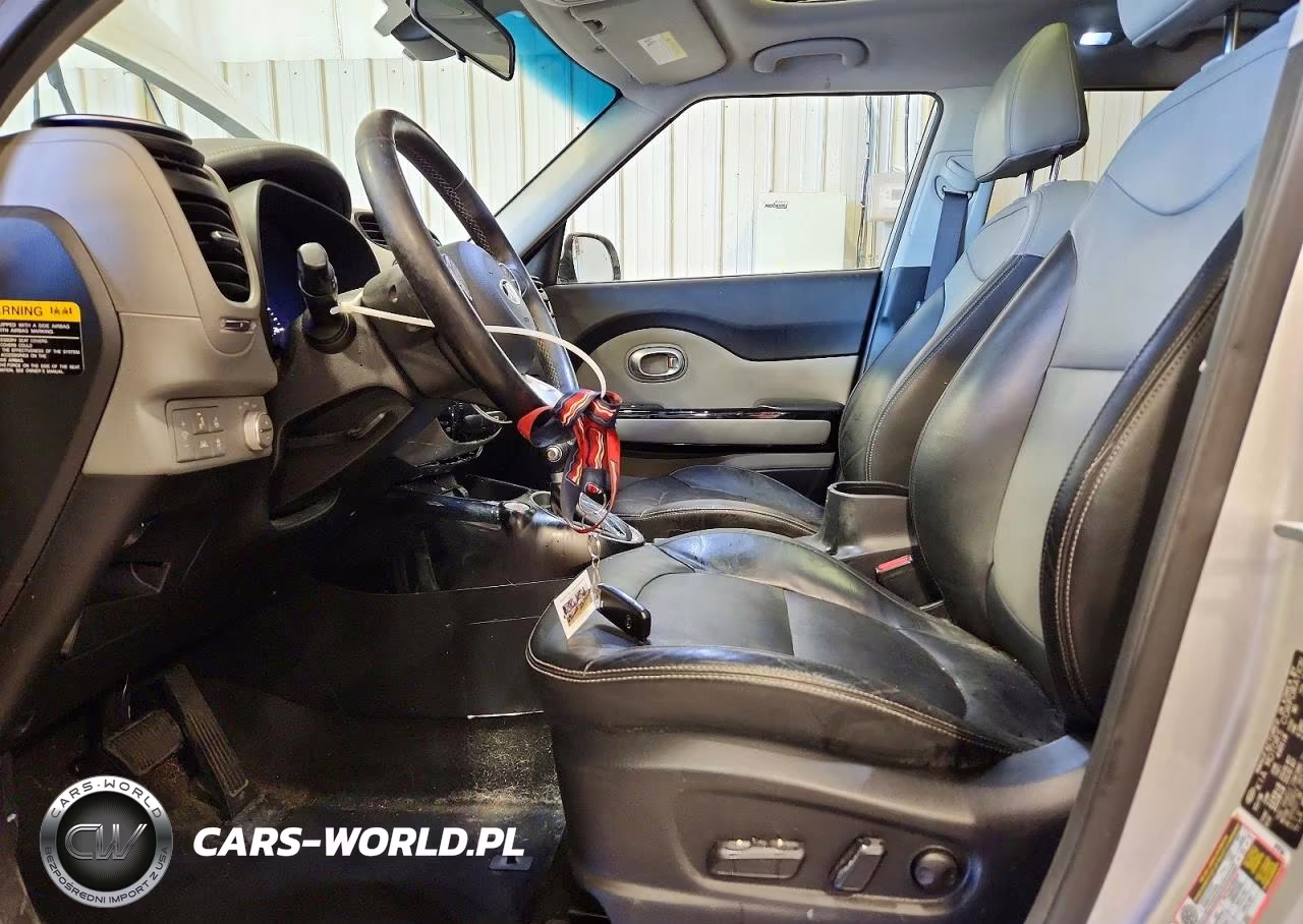 2017 Kia Soul + VIN:KNDJP3A5XH7430035 - 7