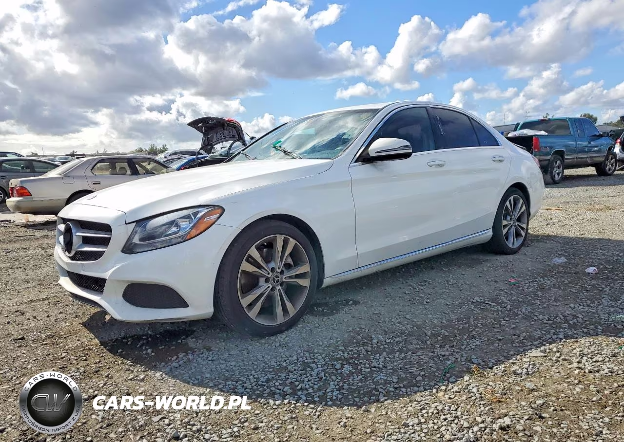 2018 Mercedes-Benz C 300