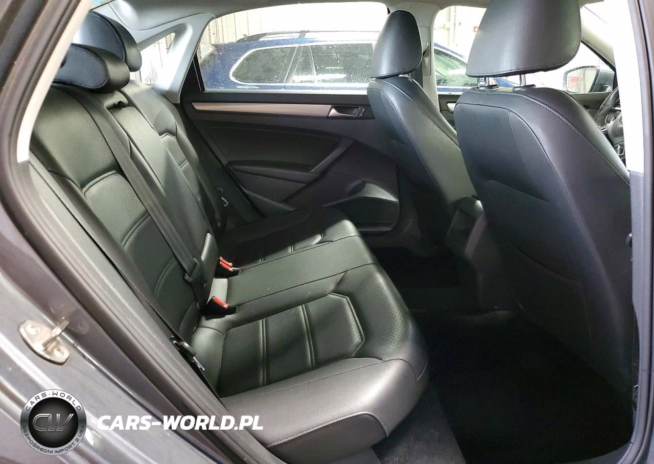 2015 Volkswagen Passat S VIN:1VWAS7A39FC108217 - 10