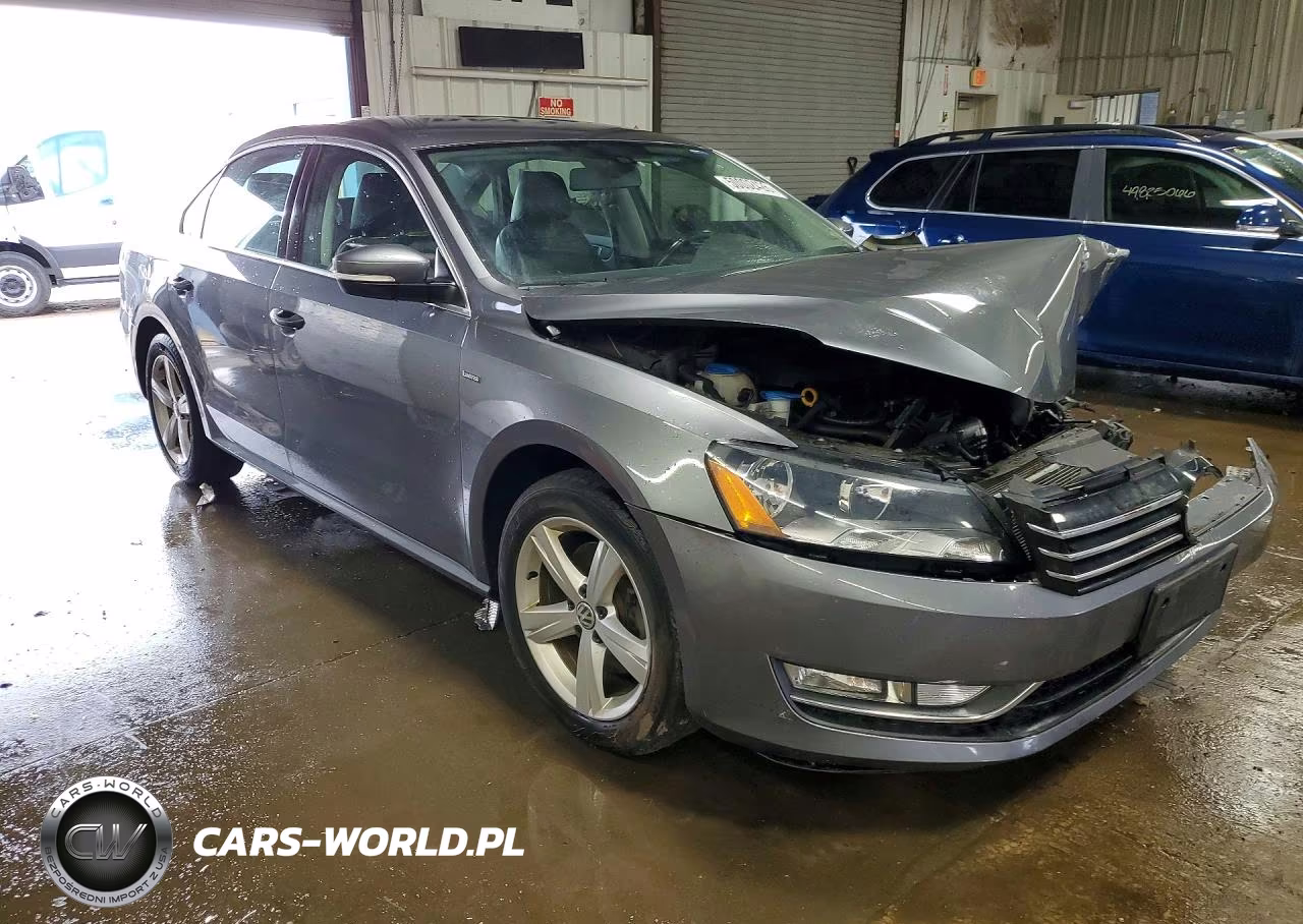 2015 Volkswagen Passat S VIN:1VWAS7A39FC108217 - 4