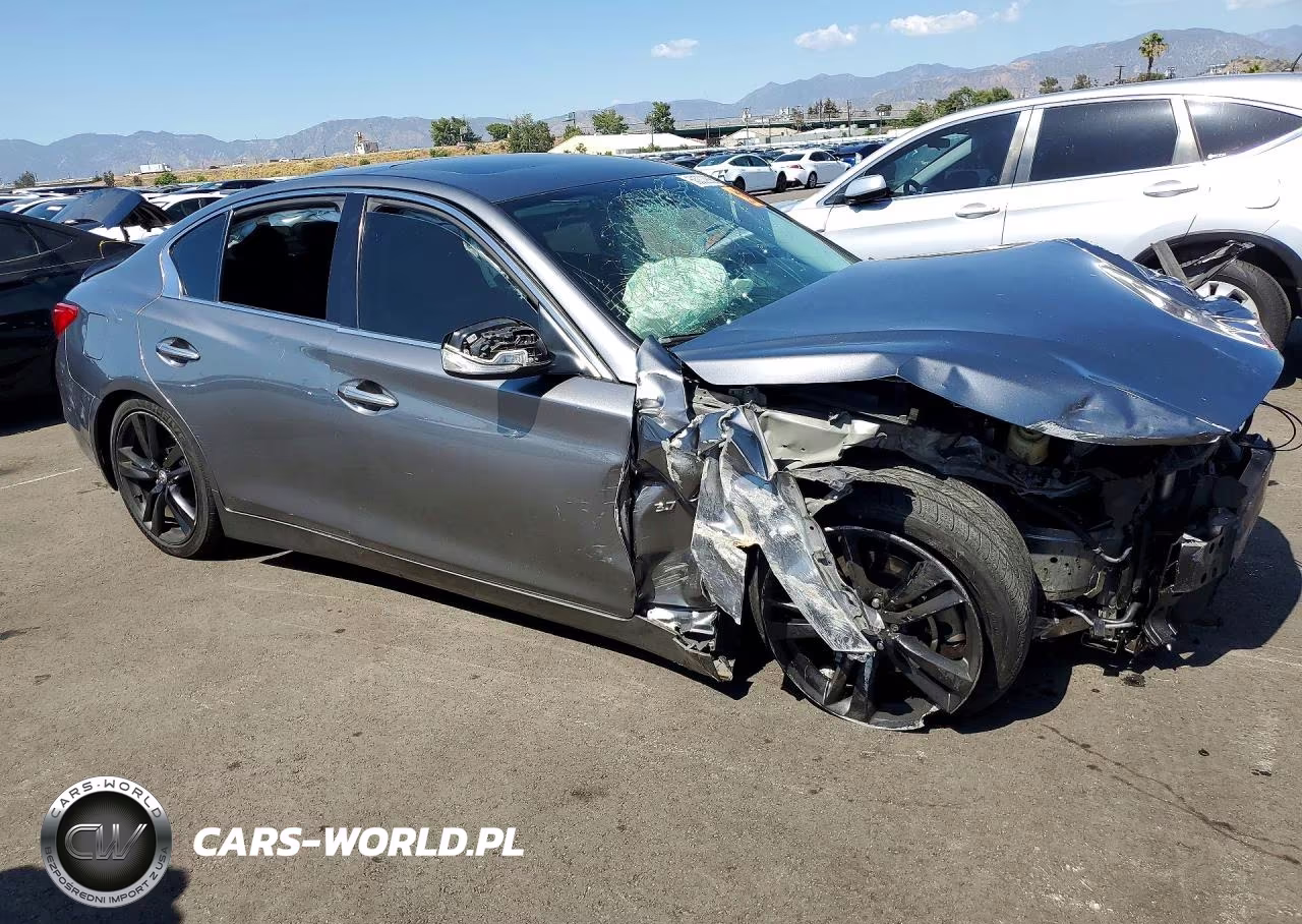 2015 Infiniti Q50 Premium VIN:JN1BV7AP6FM355130 - 4