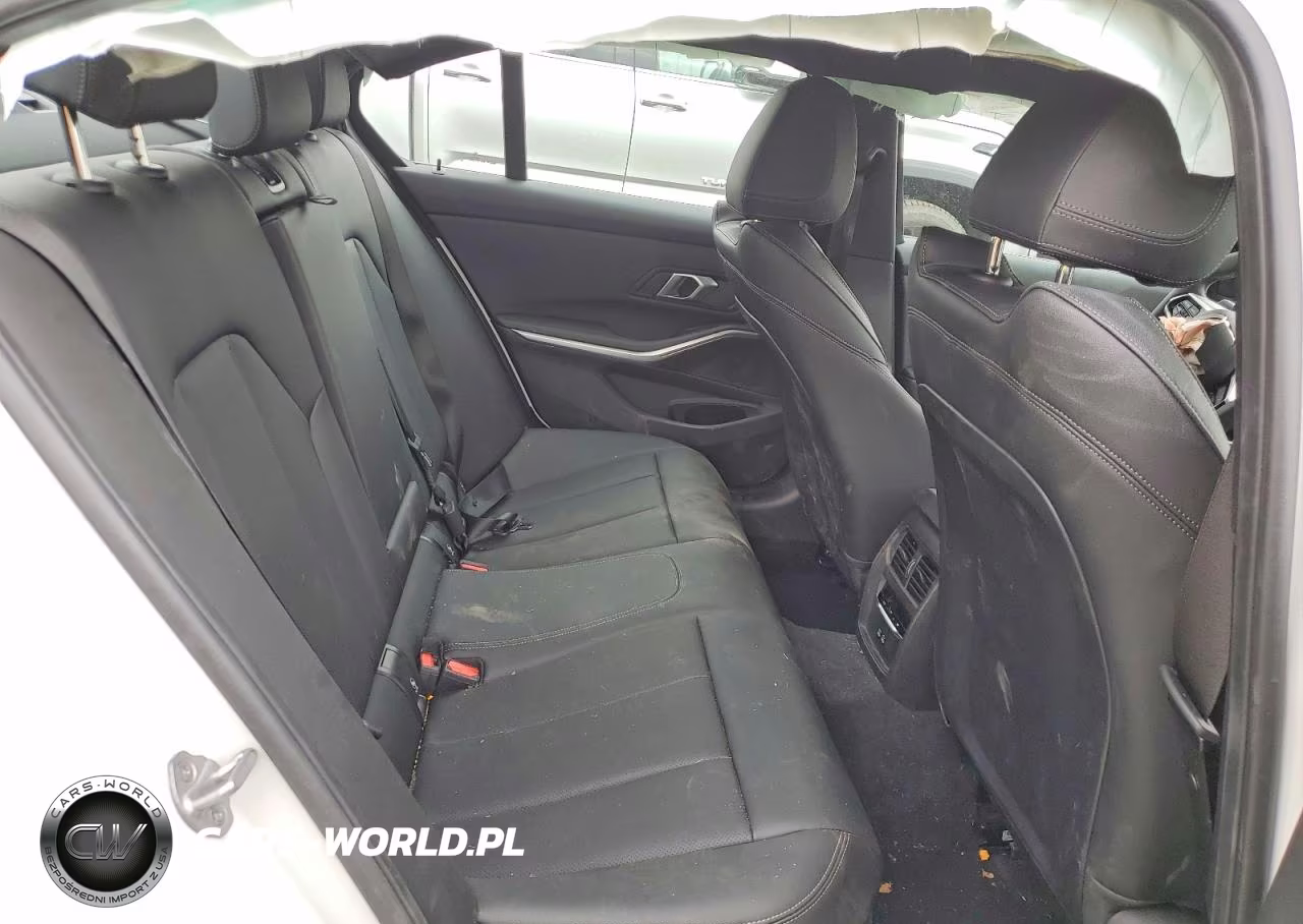 2026 BMW 330Xi VIN:3MW89CW05T8G09173 - 10