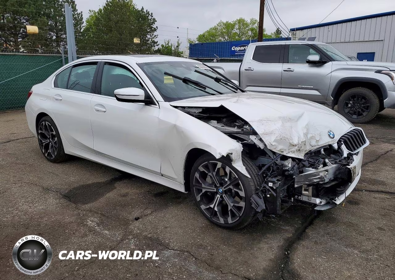 2026 BMW 330Xi VIN:3MW89CW05T8G09173 - 4