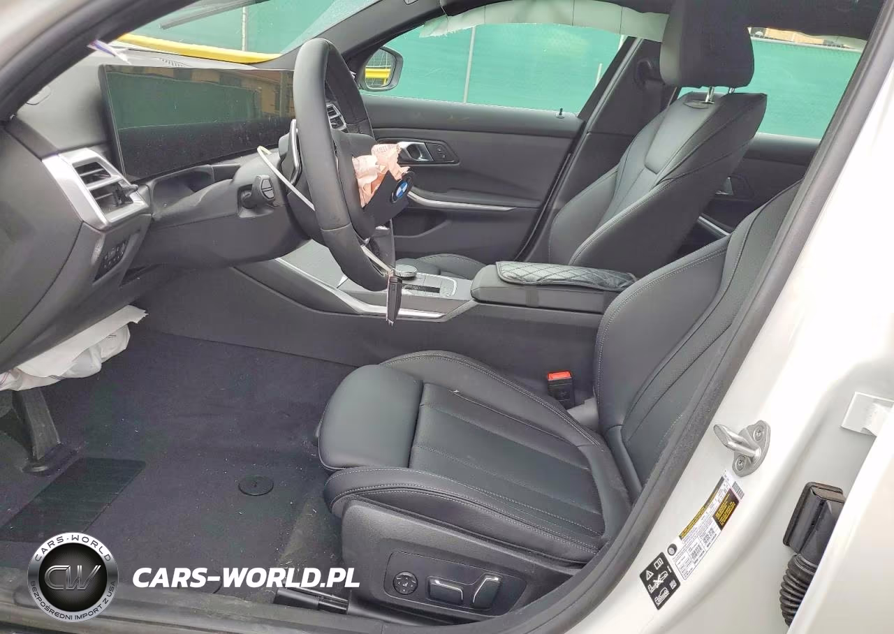 2026 BMW 330Xi VIN:3MW89CW05T8G09173 - 7