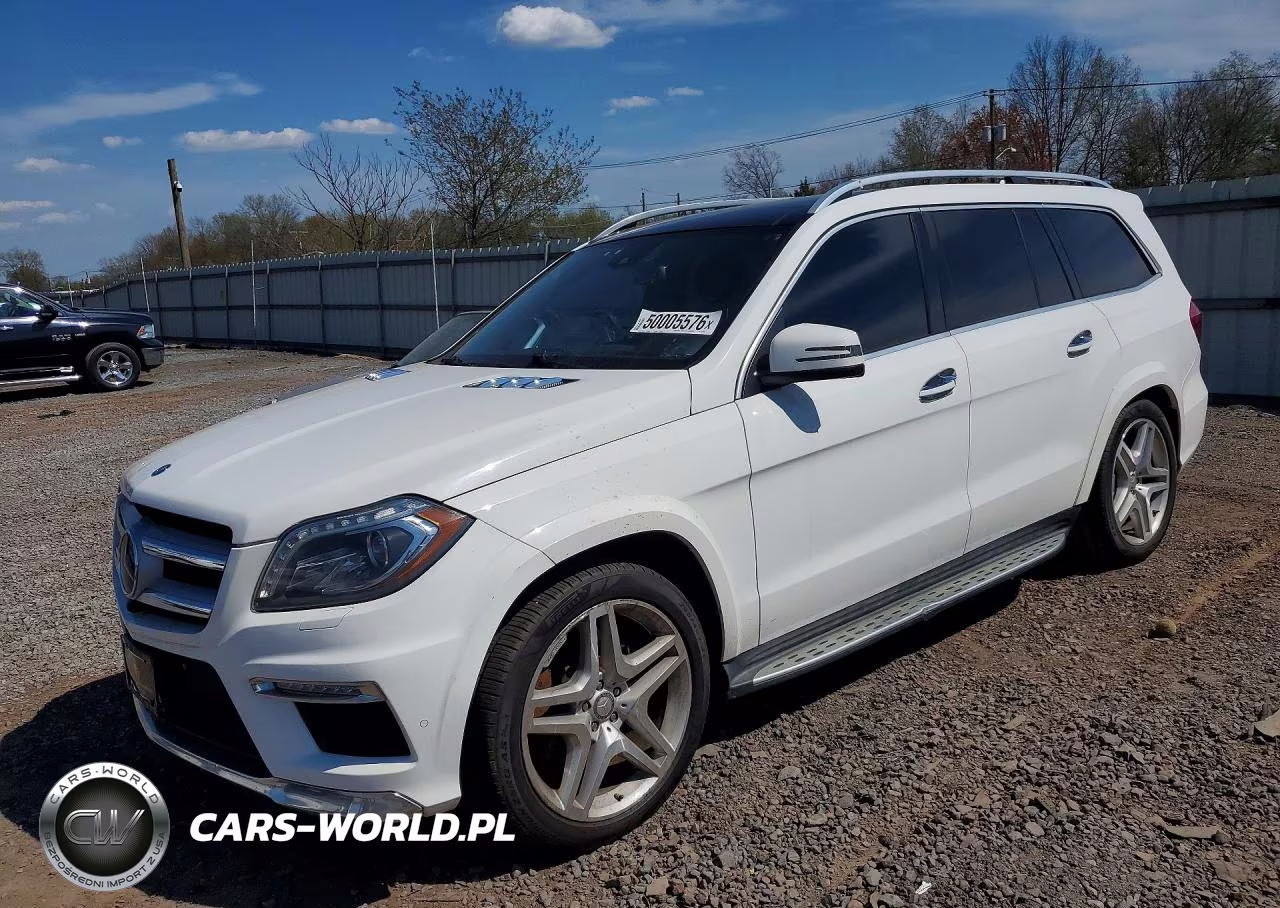 2015 Mercedes-Benz Gl 550 4Matic – zdjęcie 1 z 13