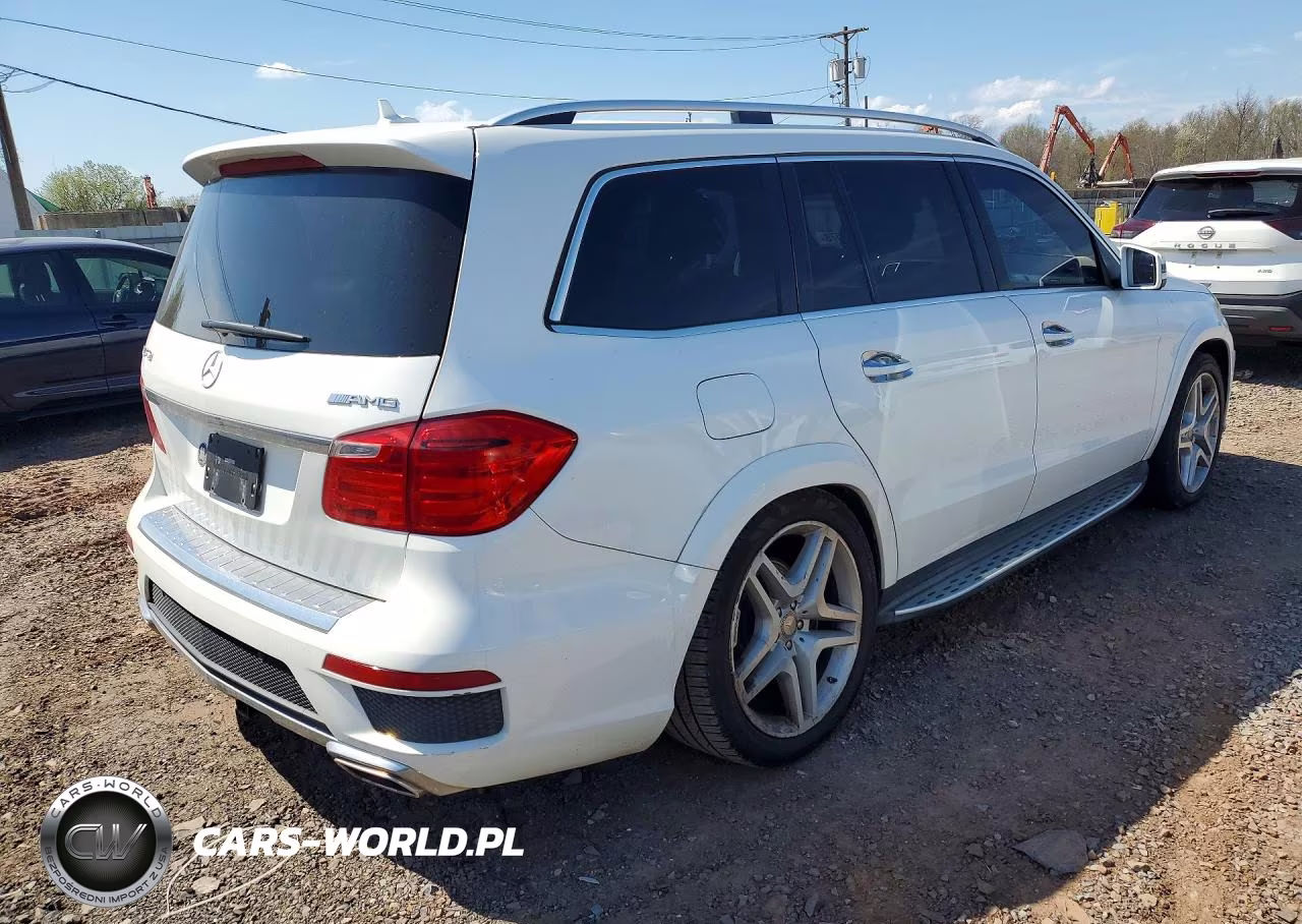 2015 Mercedes-Benz Gl 550 4Matic VIN:4JGDF7DE7FA587603 - 3