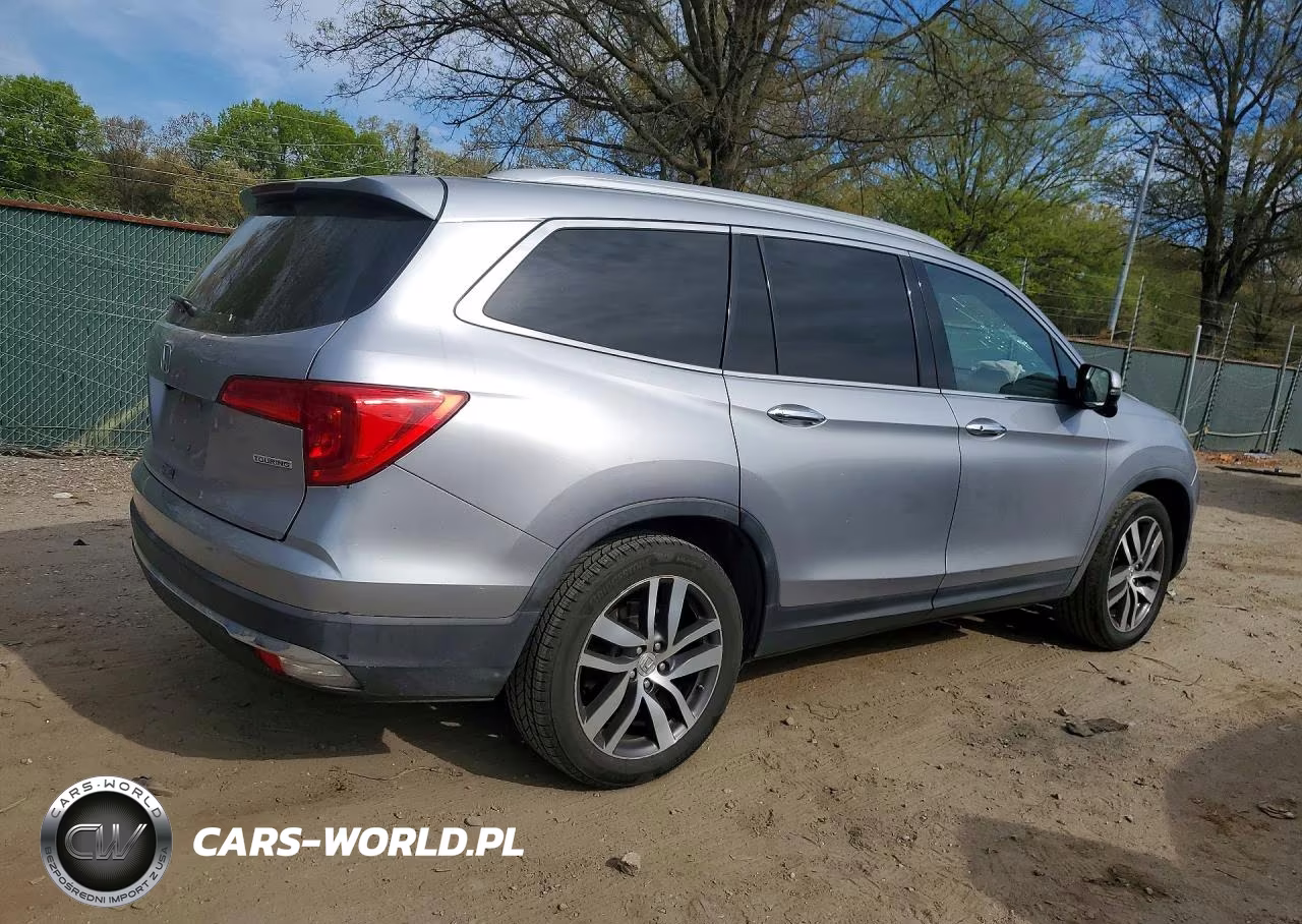 2016 Honda Pilot Touring VIN:5FNYF5H92GB049553 - 3