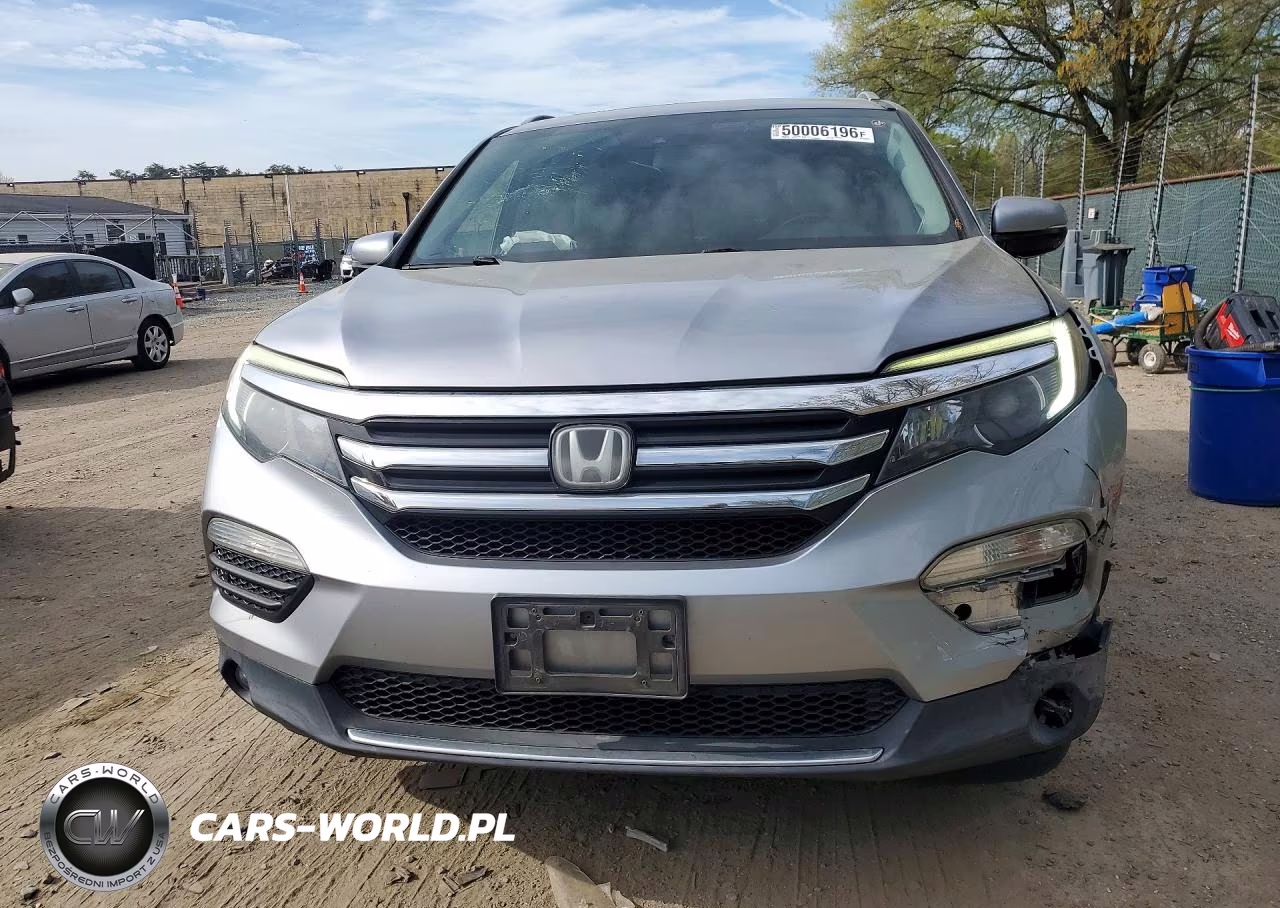 2016 Honda Pilot Touring VIN:5FNYF5H92GB049553 - 5