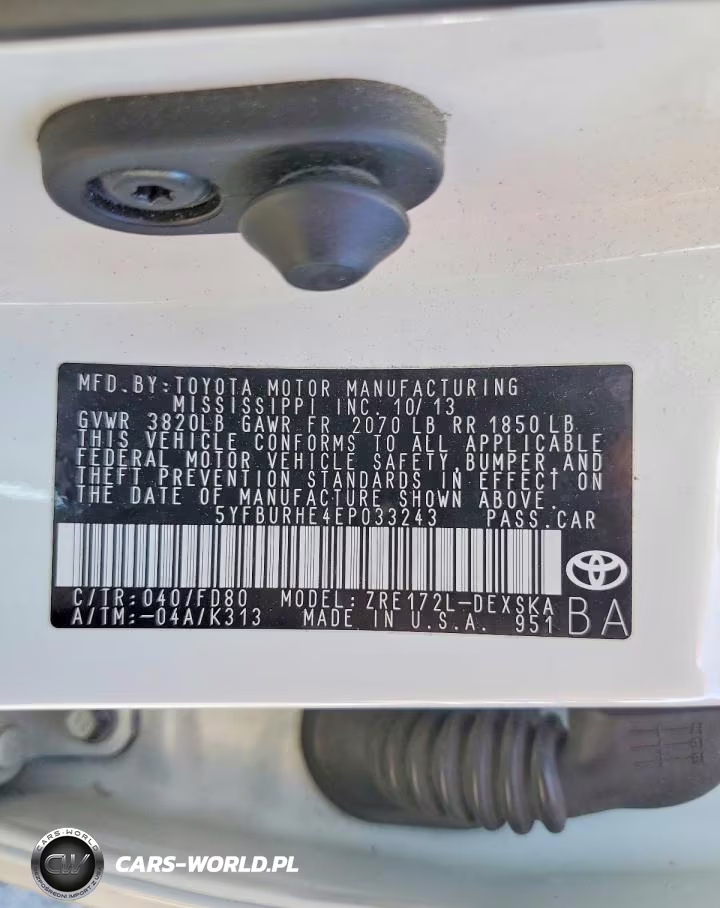 2014 Toyota Corolla S Plus VIN:5YFBURHE4EP033243 - 12