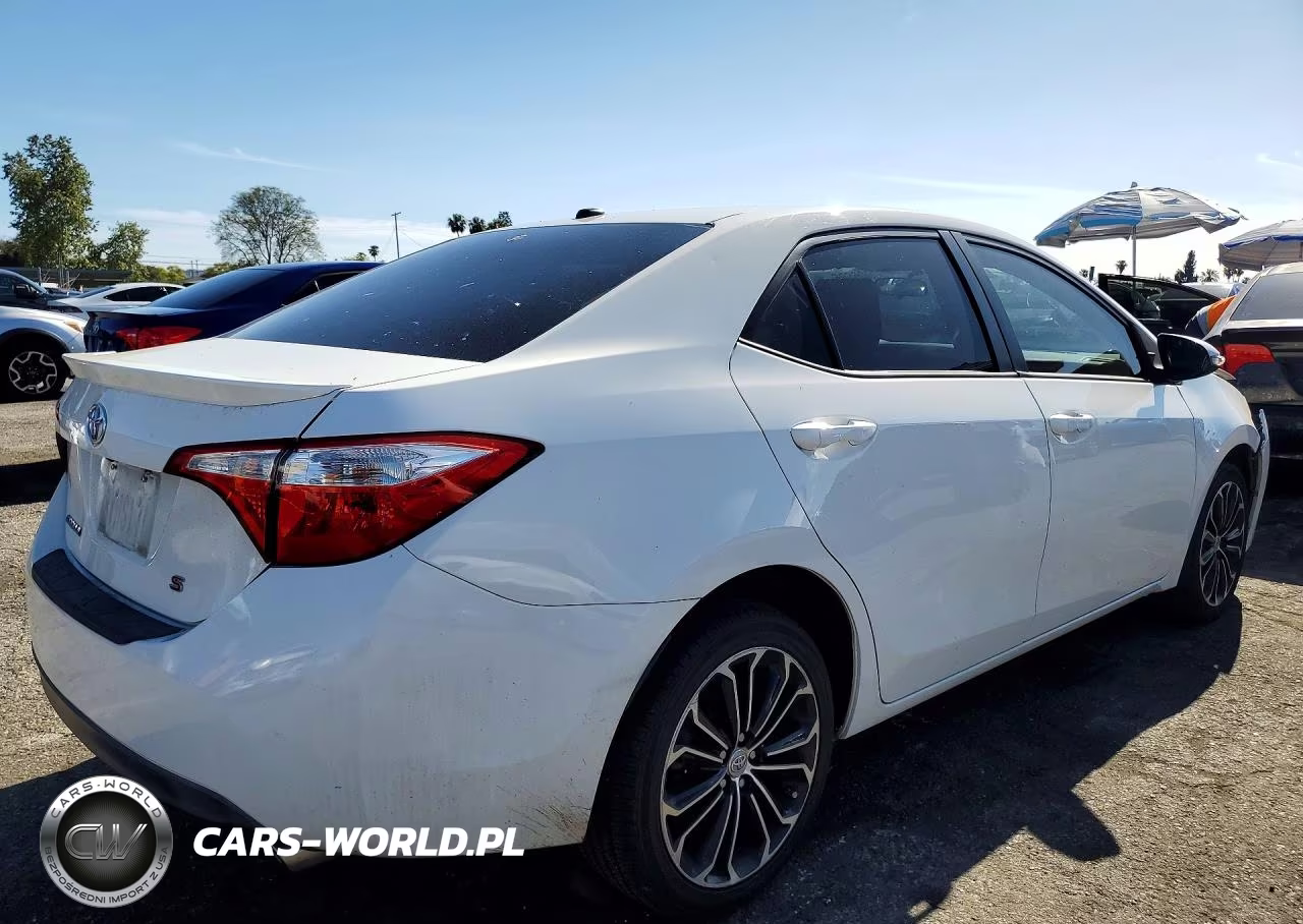 2014 Toyota Corolla S Plus VIN:5YFBURHE4EP033243 - 3