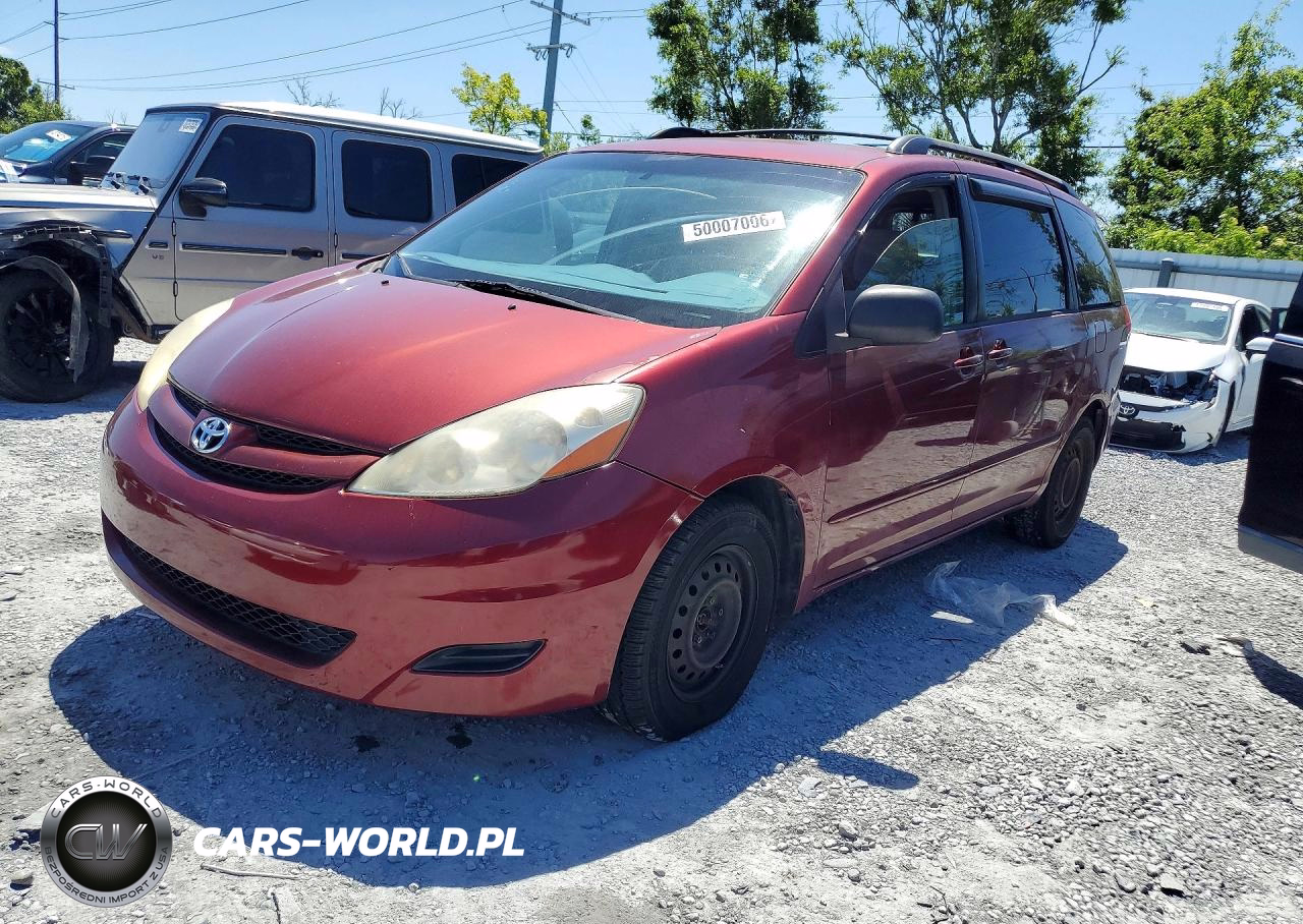 2009 Toyota Sienna Le 8-Passenger