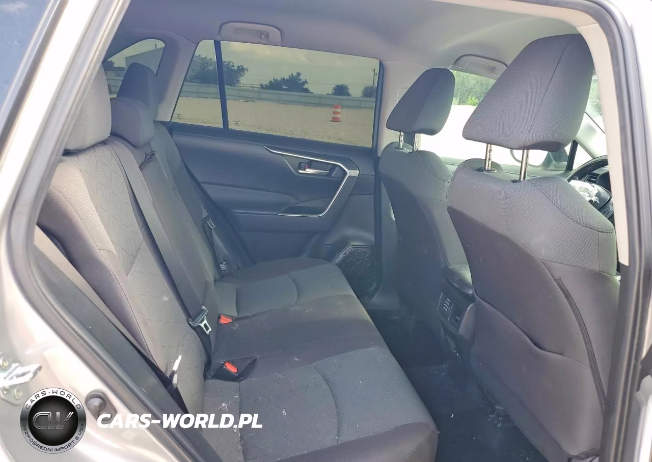 2024 Toyota Rav4 Xle VIN:2T3W1RFV2RW309587 - 11
