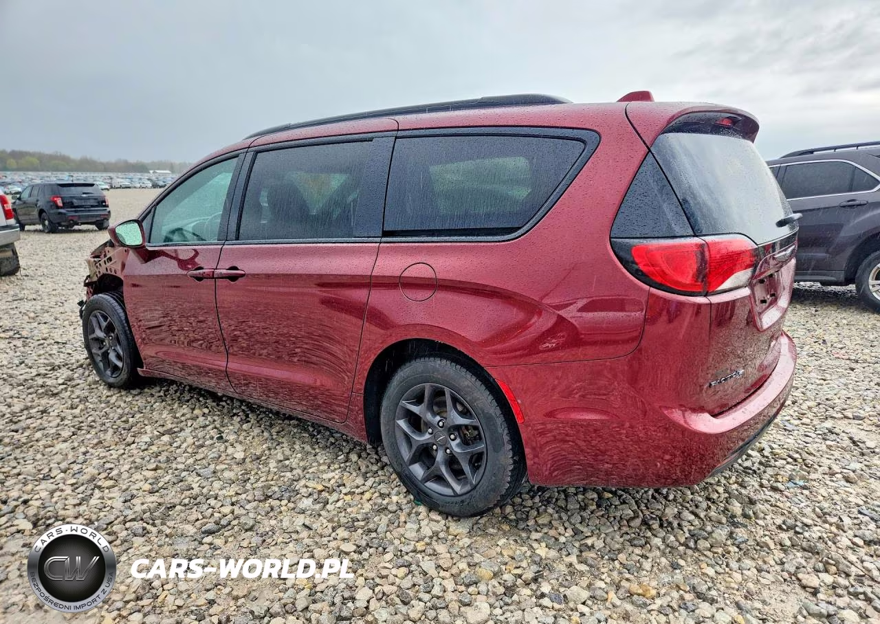 2019 Chrysler Pacifica Touring L Plus VIN:2C4RC1EG6KR548474 - 2