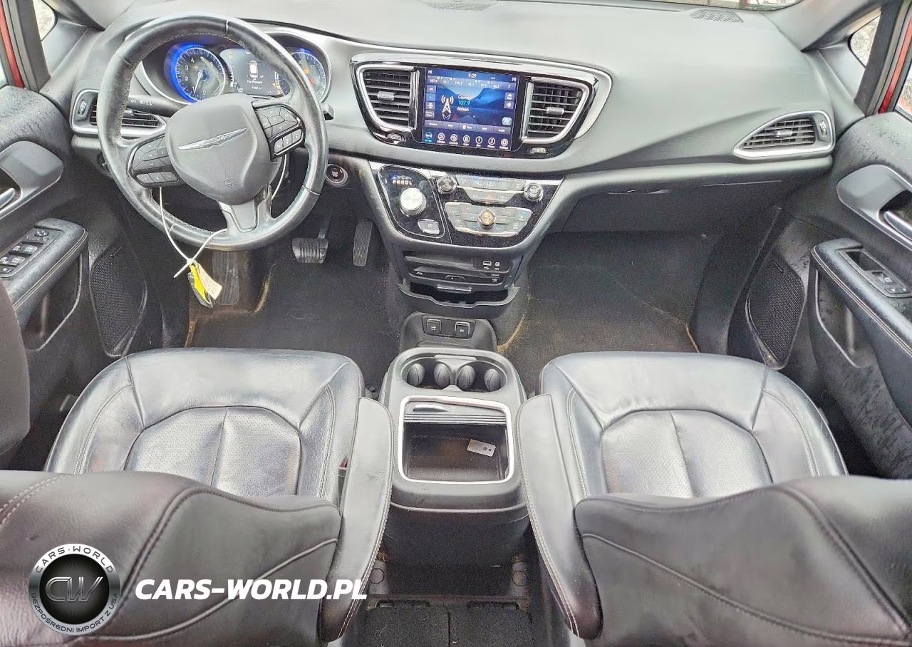2019 Chrysler Pacifica Touring L Plus VIN:2C4RC1EG6KR548474 - 8