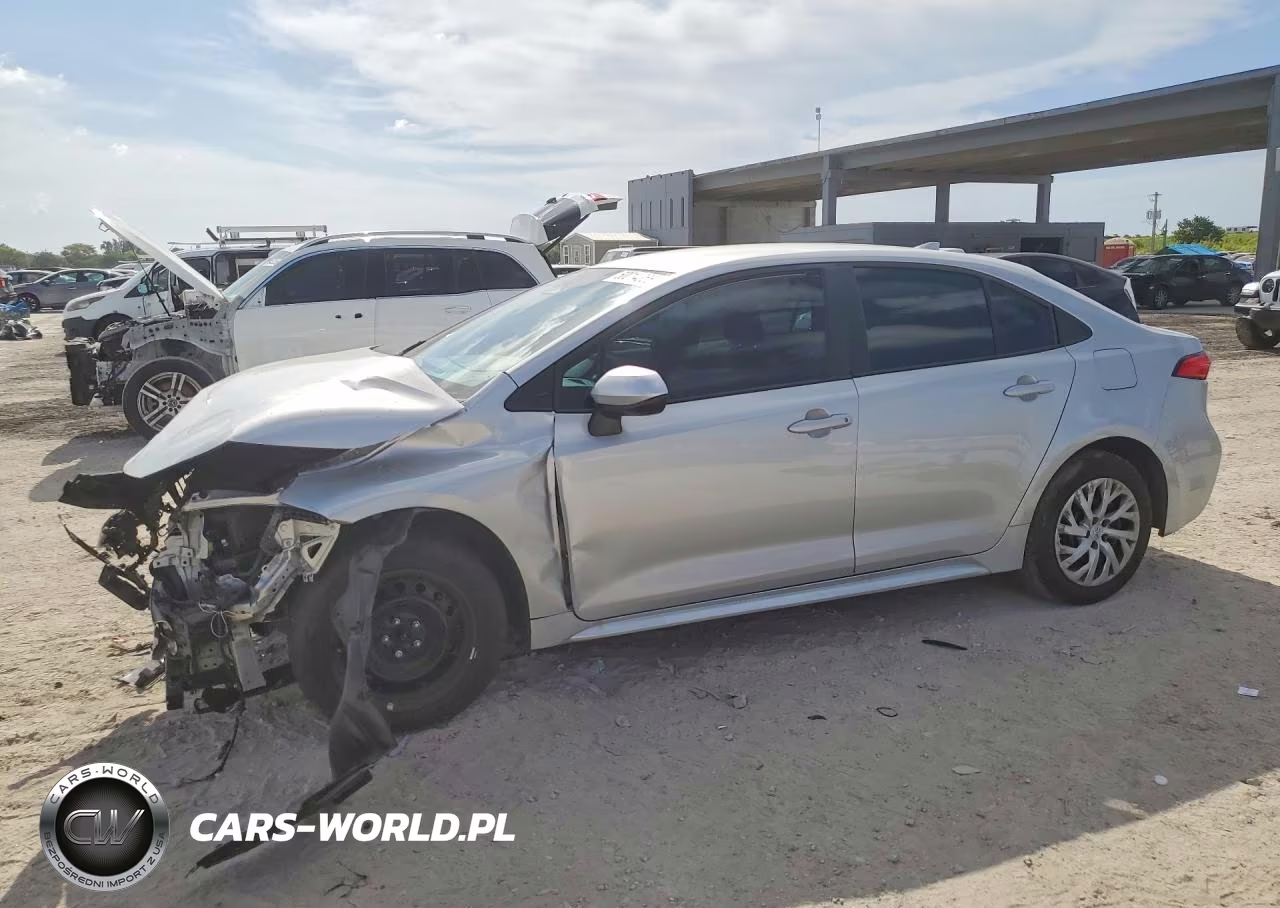2025 Toyota Corolla Le – zdjęcie 1 z 13
