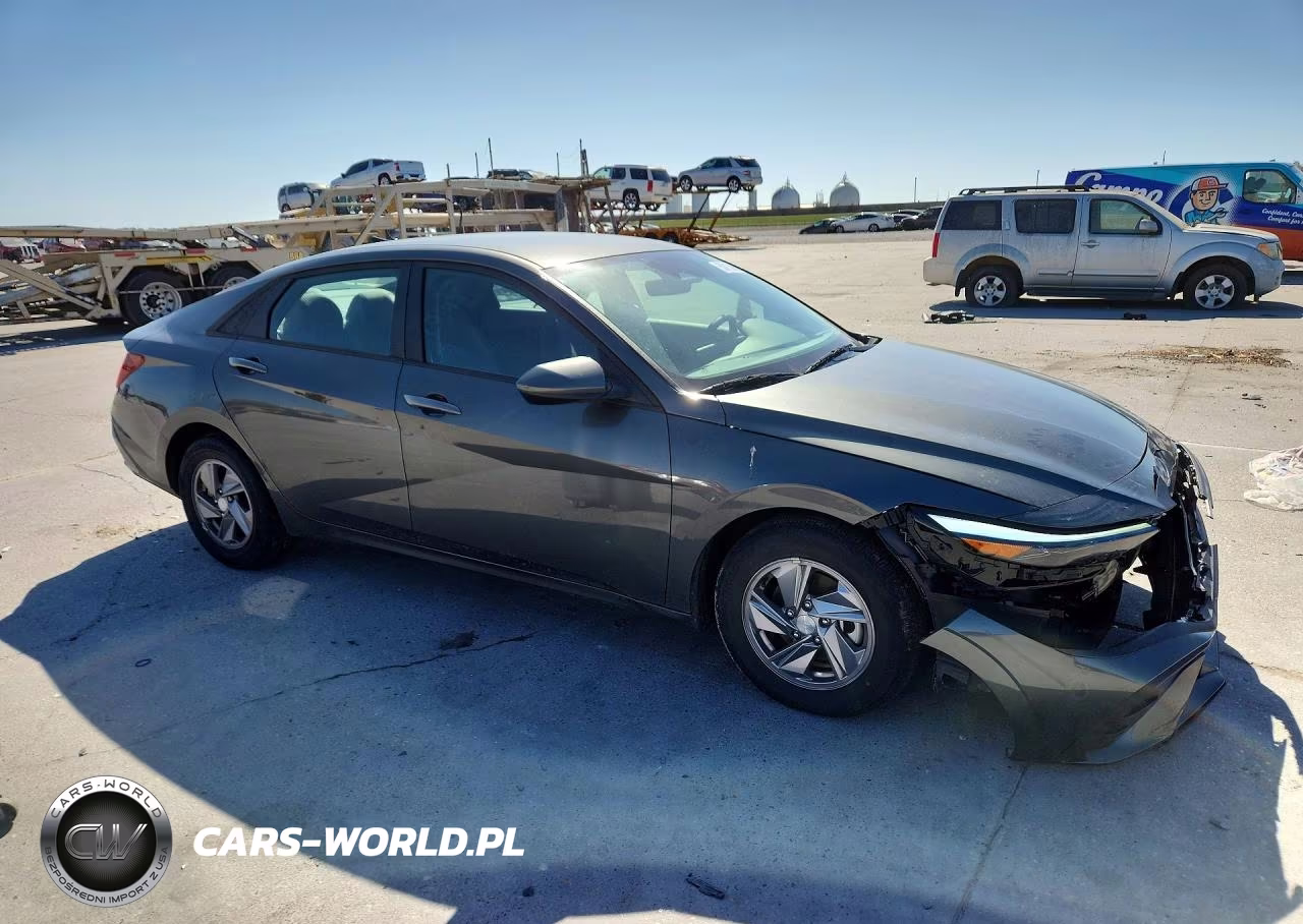 2024 Hyundai Elantra Se VIN:KMHLL4DG2RU823145 - 4