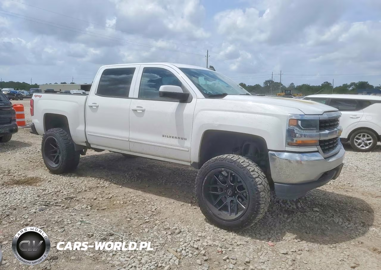 2018 Chevrolet Silverado K1500 Lt VIN:3GCUKREC1JG444696 - 4