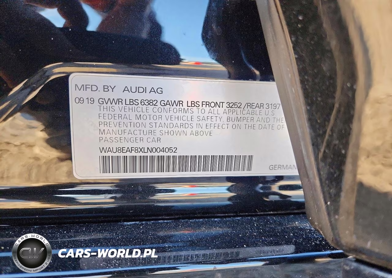 2020 Audi A8 L VIN:WAU8EAF8XLN004052 - 12