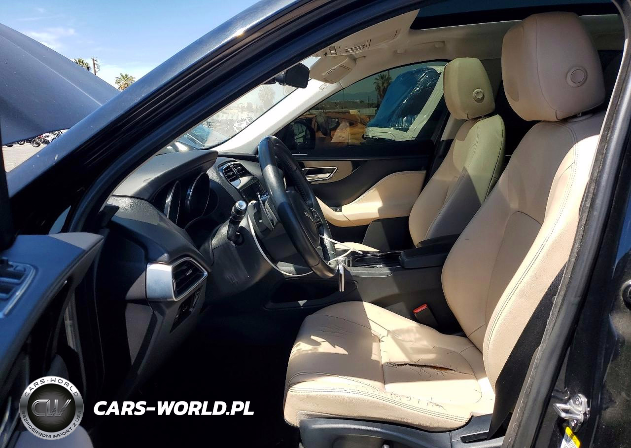 2017 Jaguar F-Pace Premium VIN:SADCJ2BV9HA088989 - 7