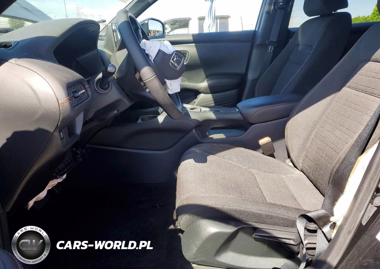 2025 Honda Hr-V Sport VIN:3CZRZ1H58SM739579 - 7