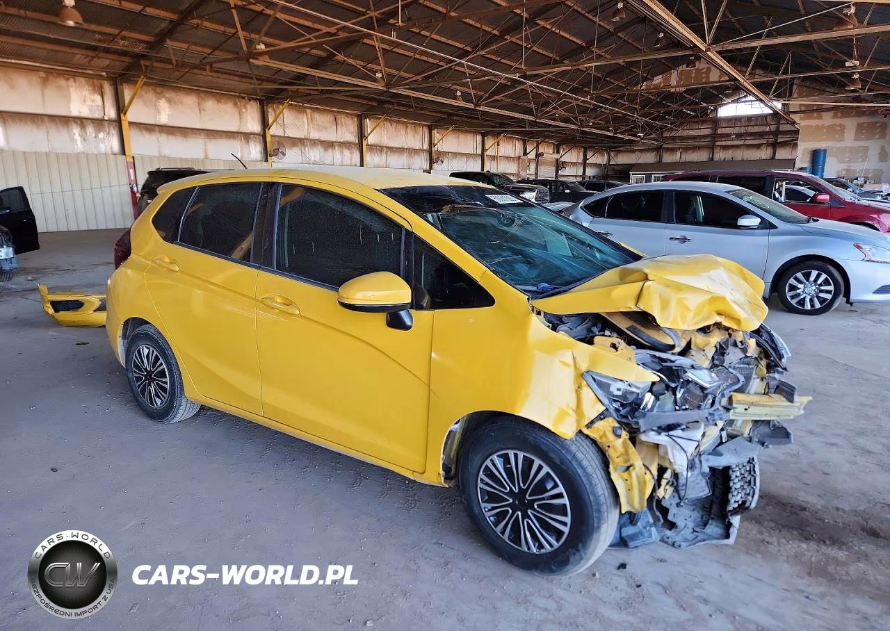 2018 Honda Fit Lx VIN:3HGGK5H44JM723511 - 4