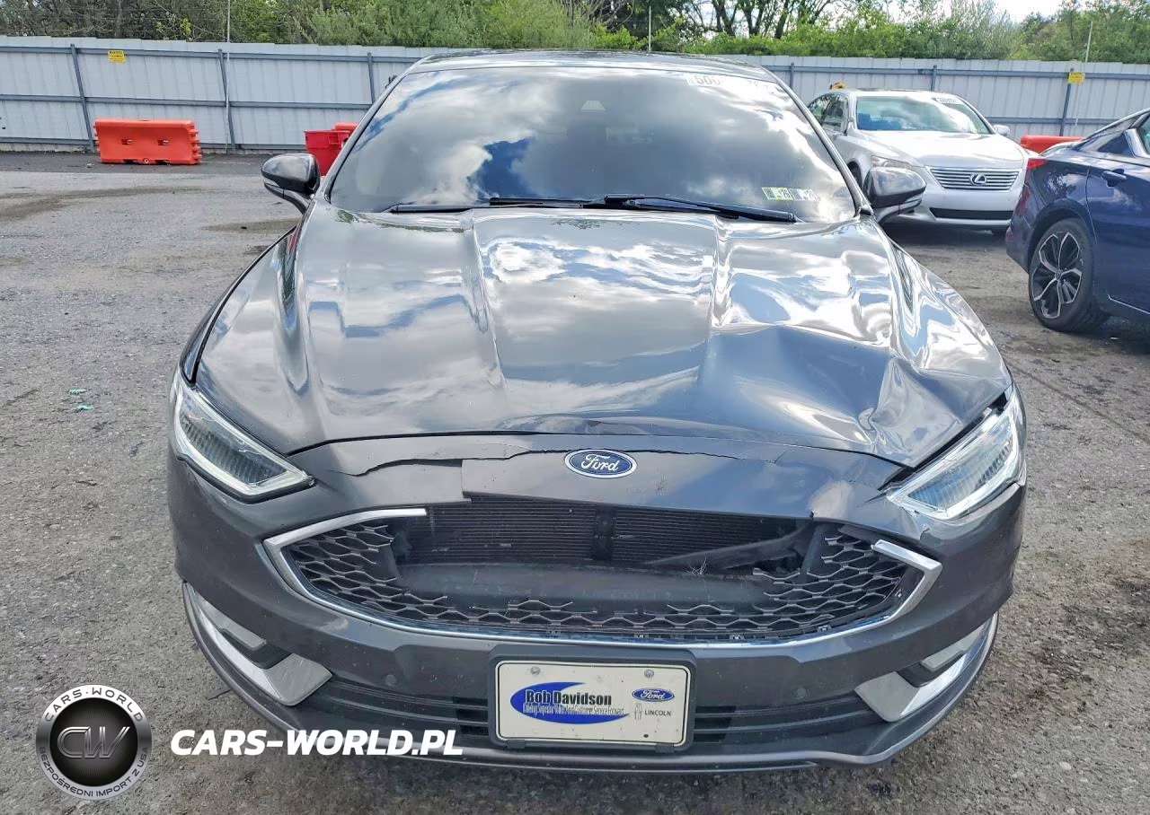 2017 Ford Fusion Titanium Phev VIN:3FA6P0SU2HR322680 - 5