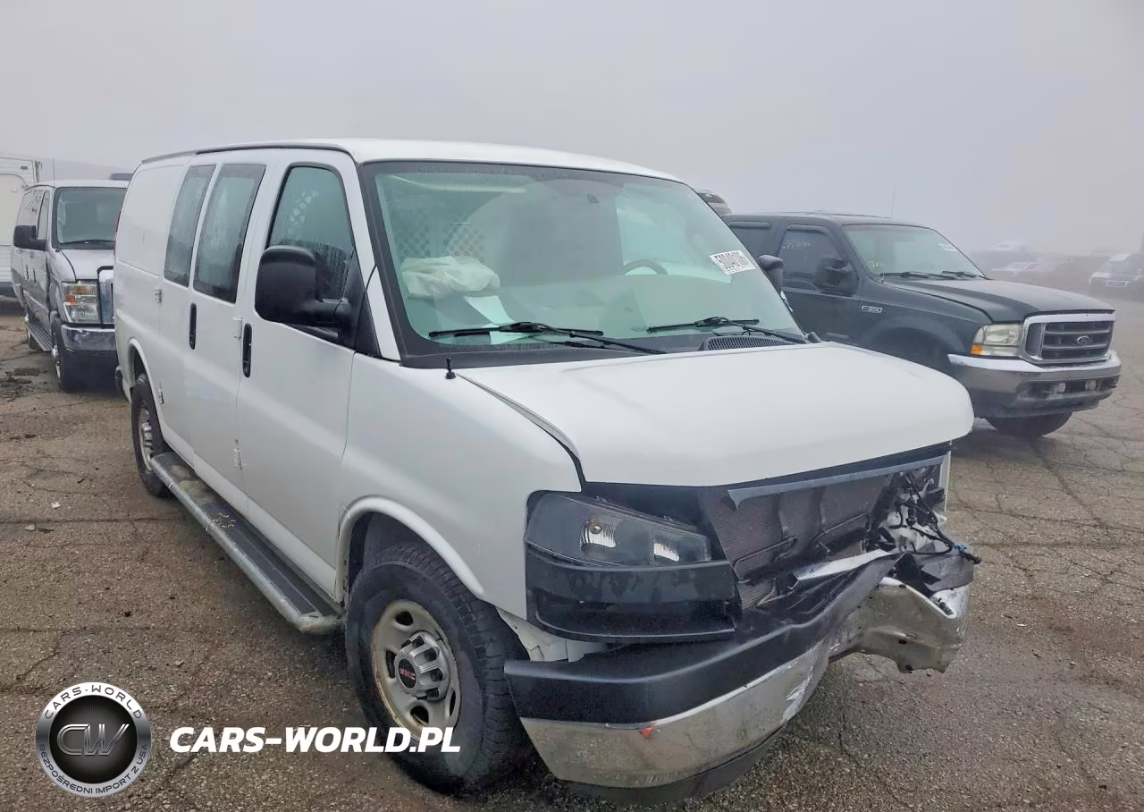 2018 GMC Savana G2500 VIN:1GTW7AFG0J1254044 - 4