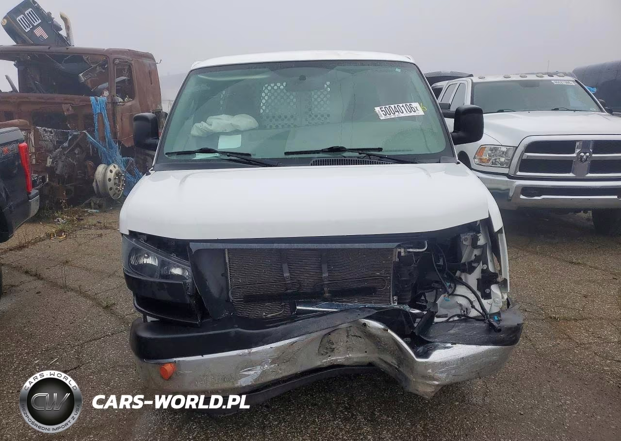 2018 GMC Savana G2500 VIN:1GTW7AFG0J1254044 - 5