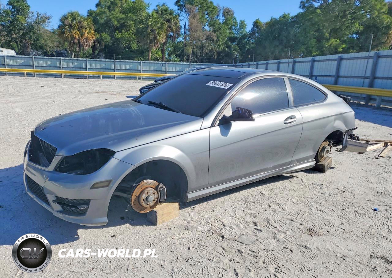 2014 Mercedes-Benz C 250